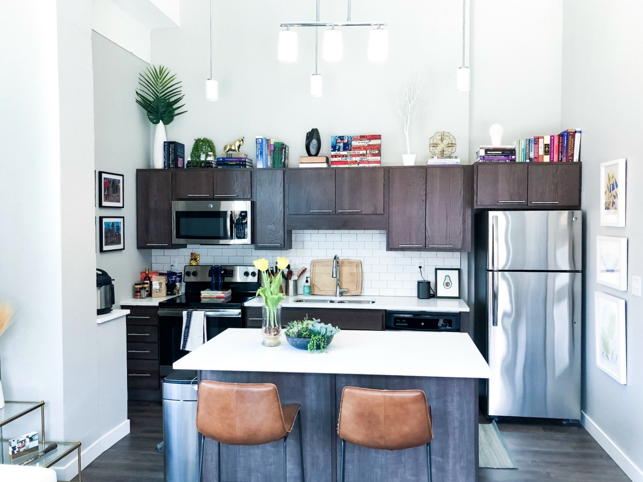 Drab to Fab: Apartment Kitchen Decor
