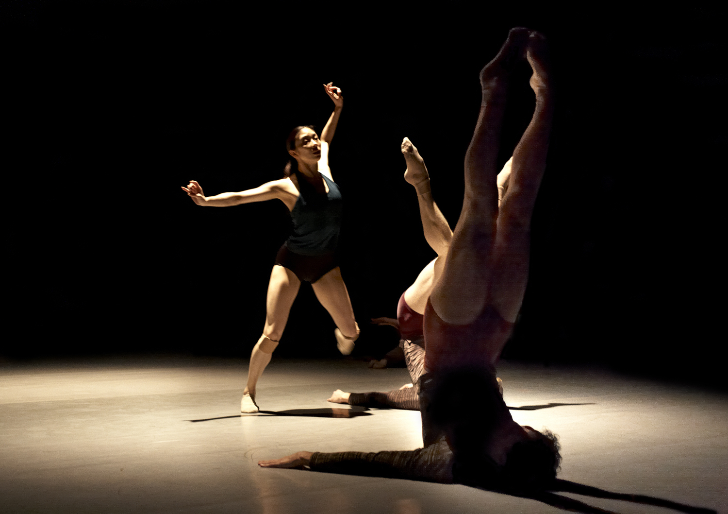 Sanjuyon no Suiteki (34 Drops) / Dominic Walsh Dance Theater