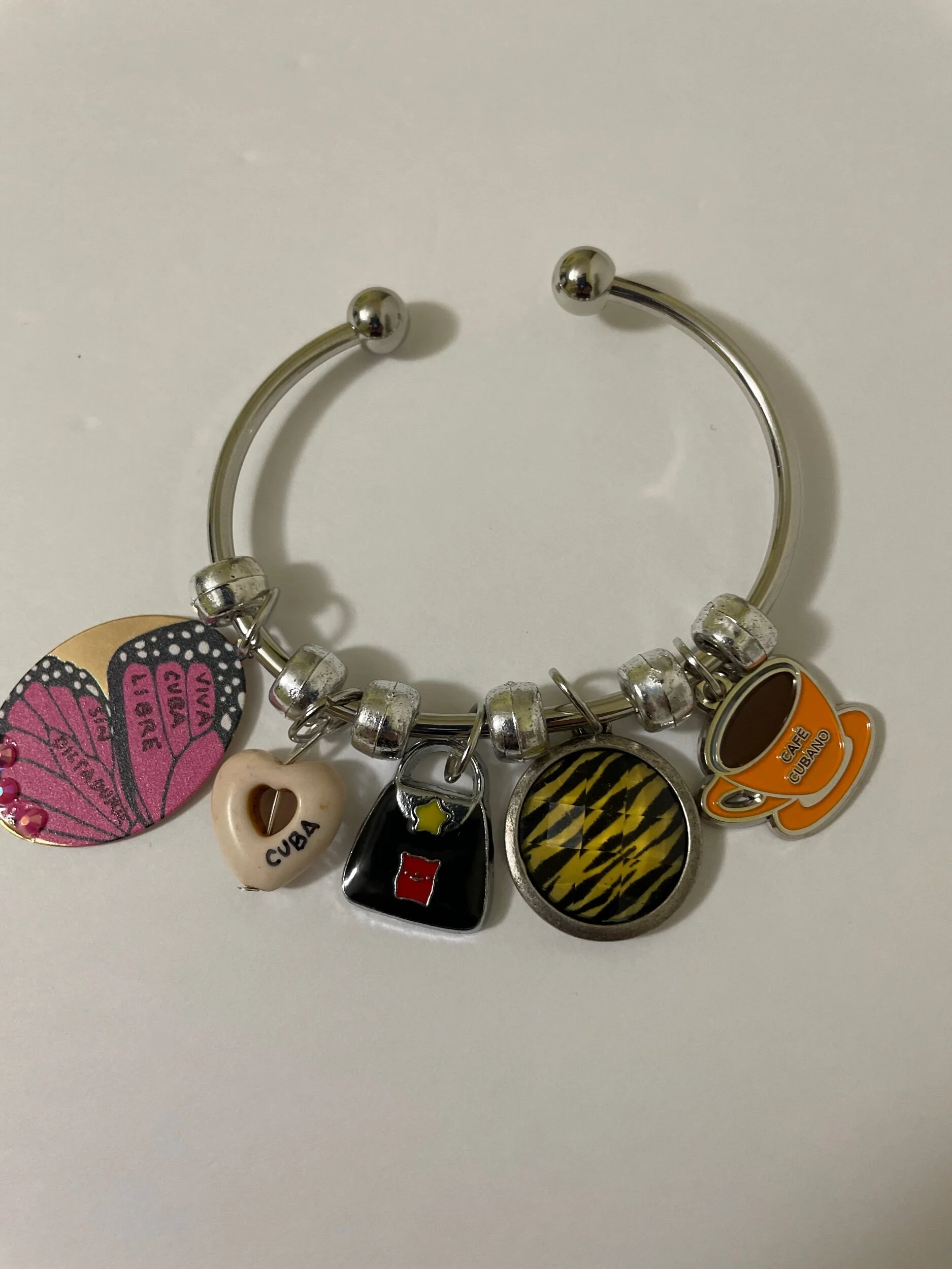 F9E69850-A0F3-49D8-B531-79336E6D3D3E