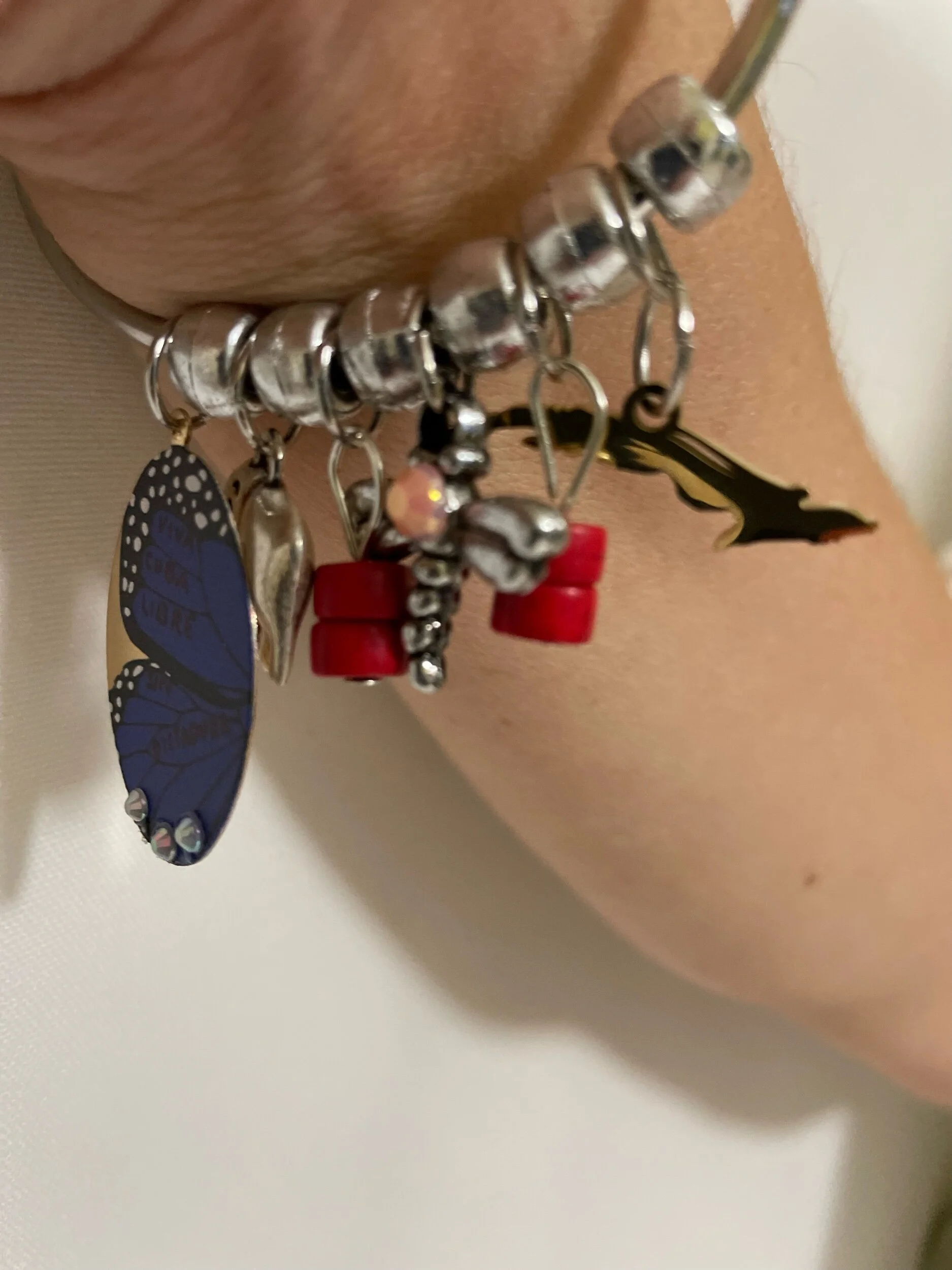 F6FACA6A-EFE3-4EF3-9782-B9DCFF8AAD10