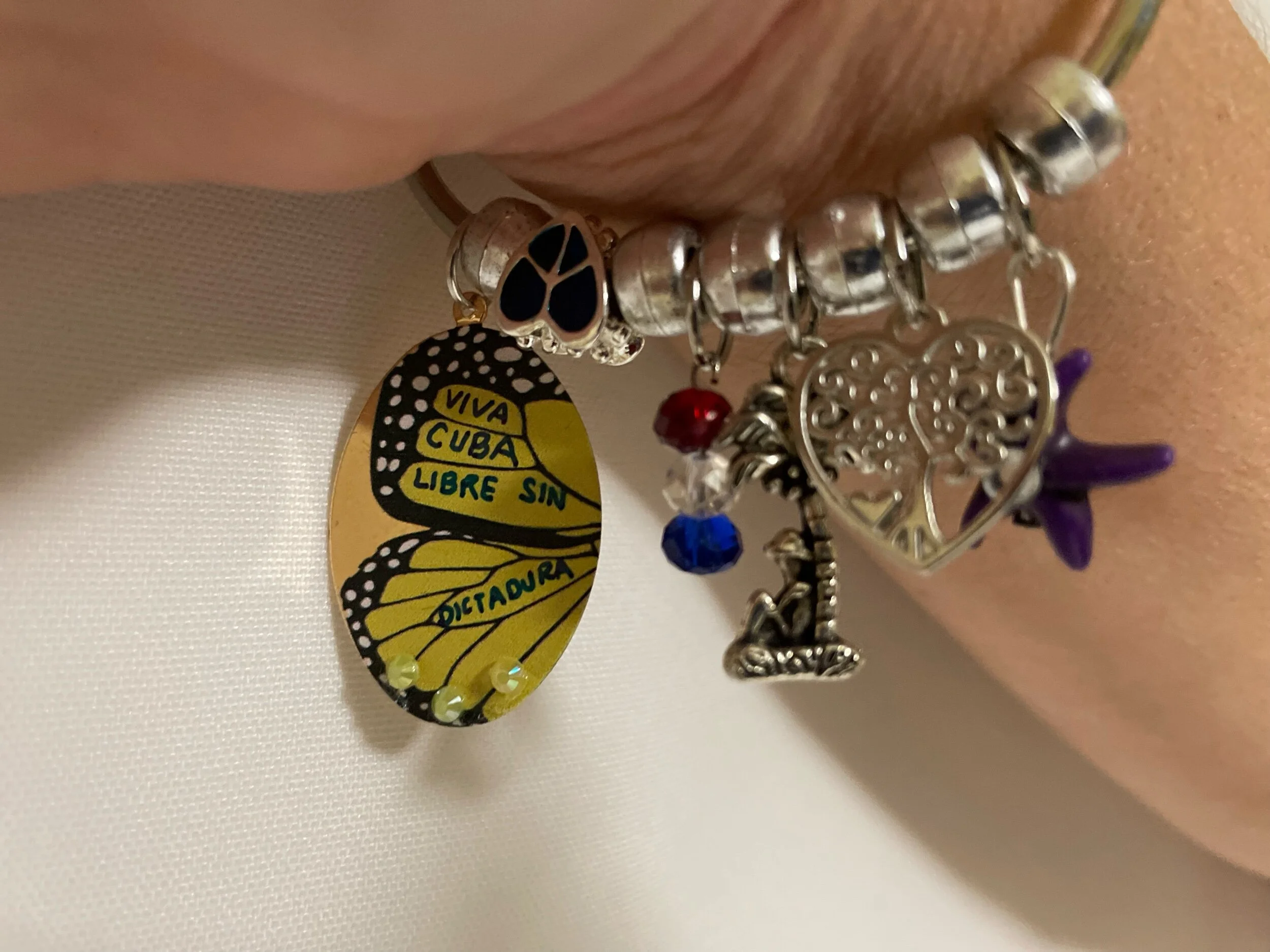 42CFC376-1D10-493B-B77E-BF517AEB9020