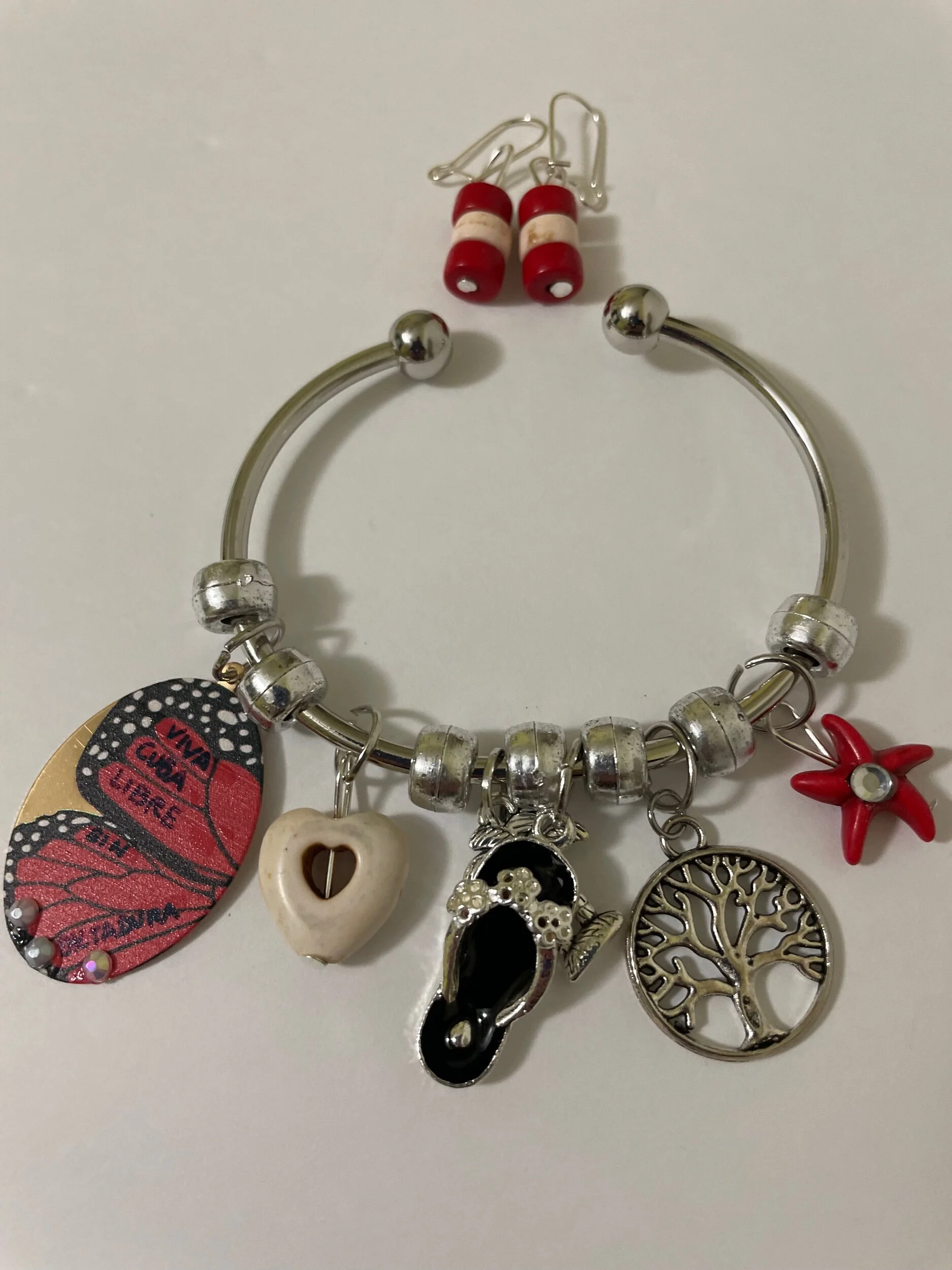 8A0786CC-A116-40FF-A029-AE531E076B9F