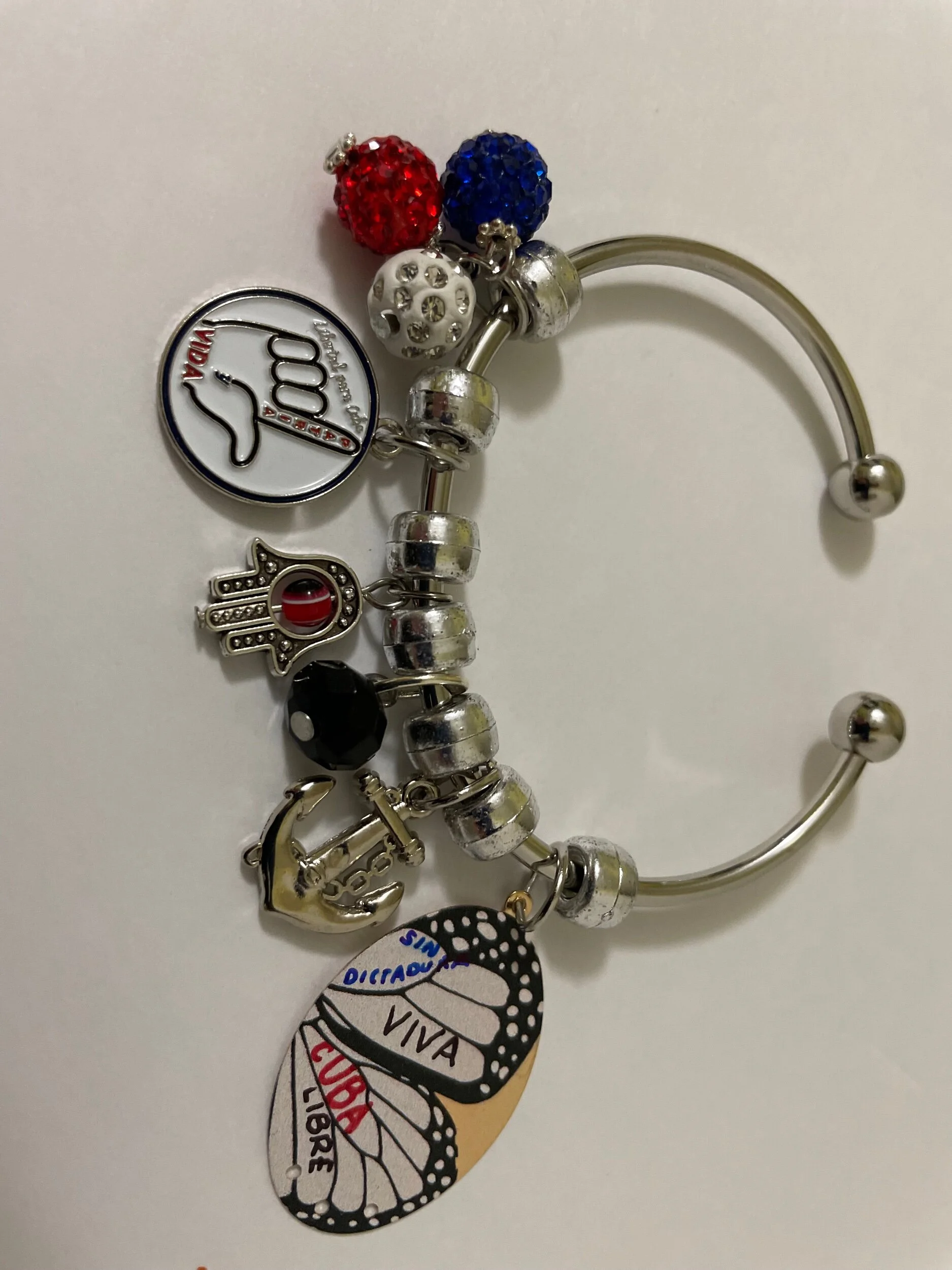 837B115D-D6C0-46CB-B932-6B0C7CA89985