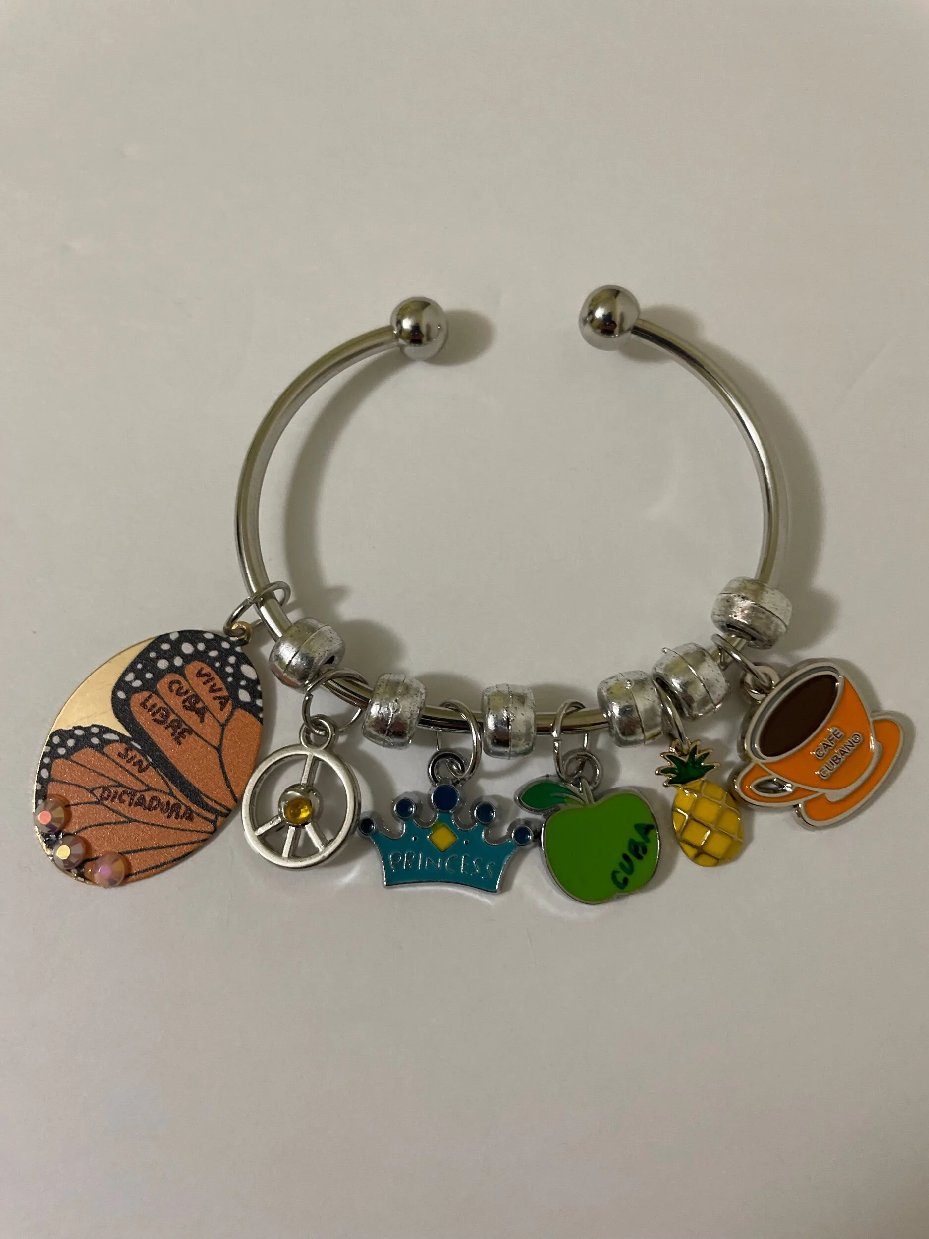 F5A19F2B-EF33-4FD2-A929-C590C3AA7D9A