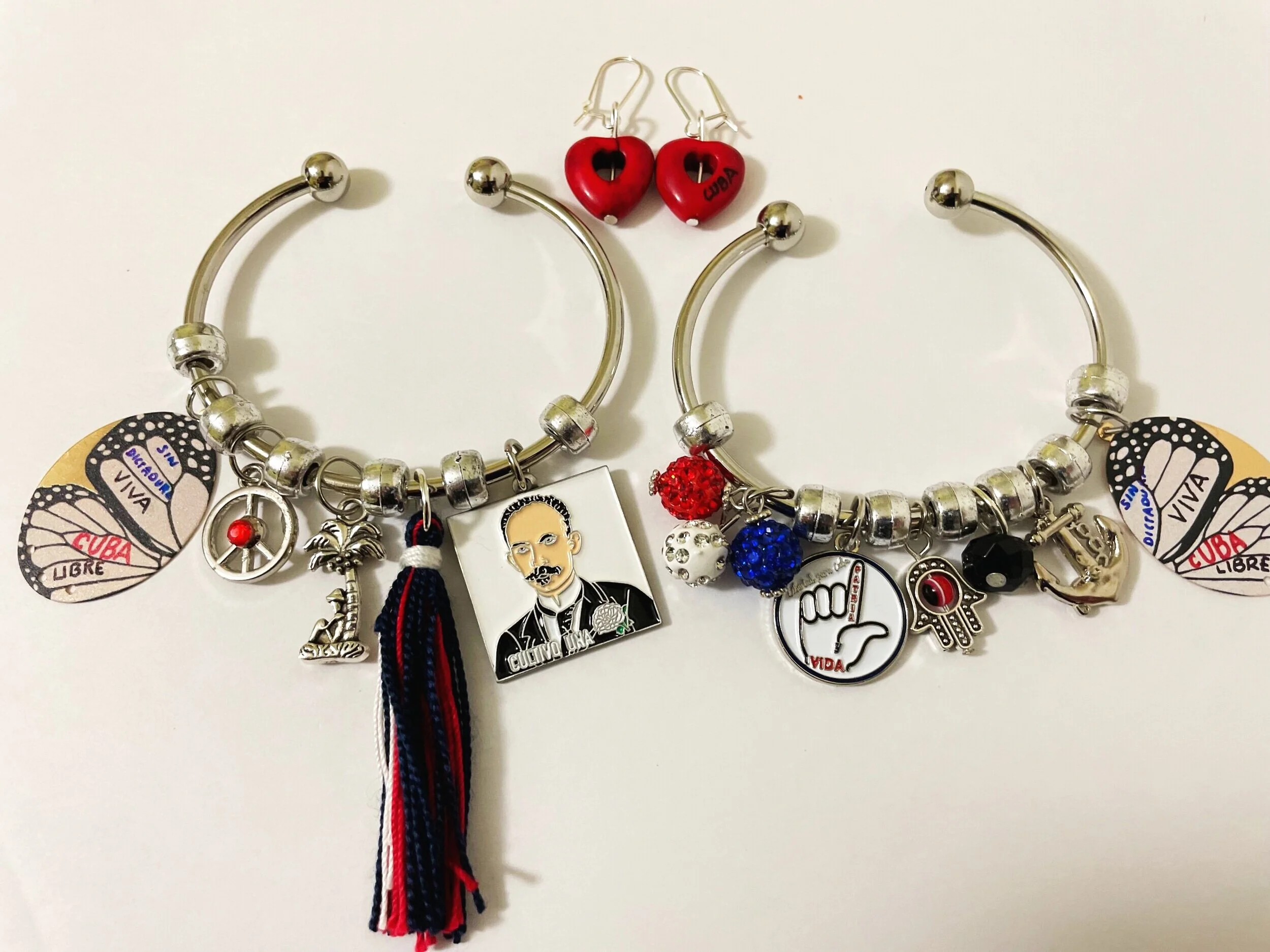 D9160D99-558A-4754-B291-2BD99E5EC5CE