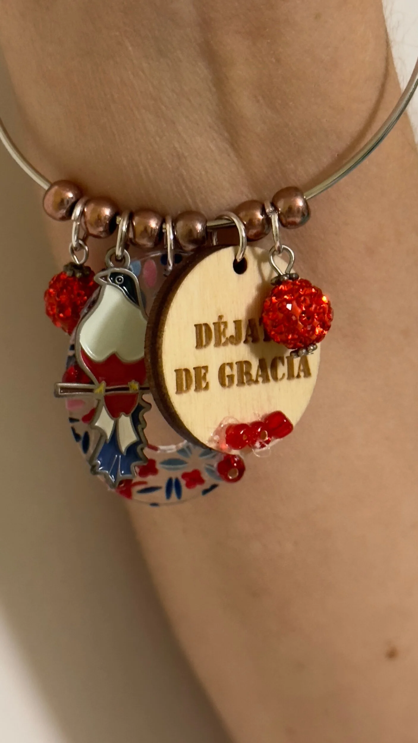 8A29EFBF-A66B-4CF9-BFCB-4686125AB739