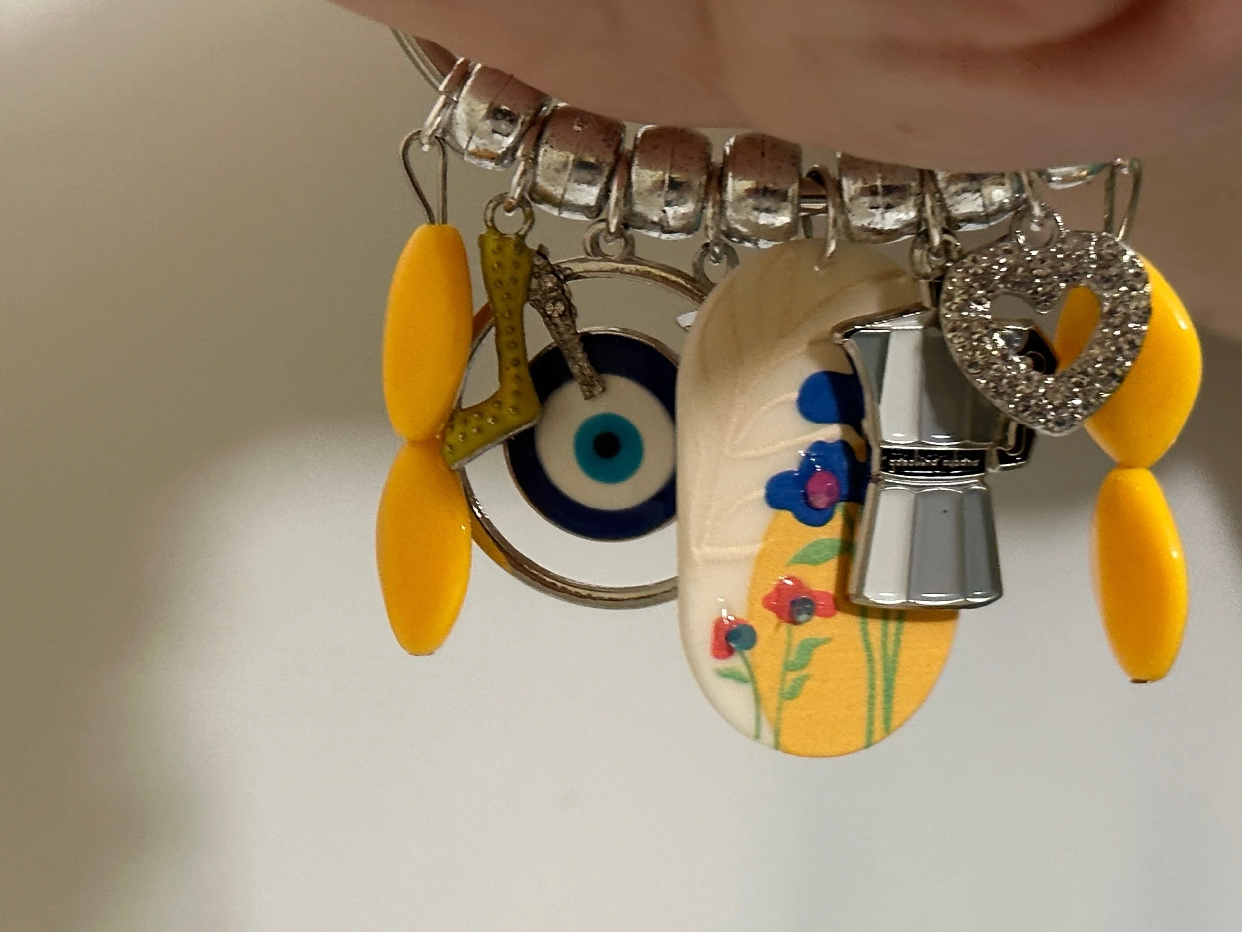 B27E8217-260C-4F7C-9934-2B4B00A1C591