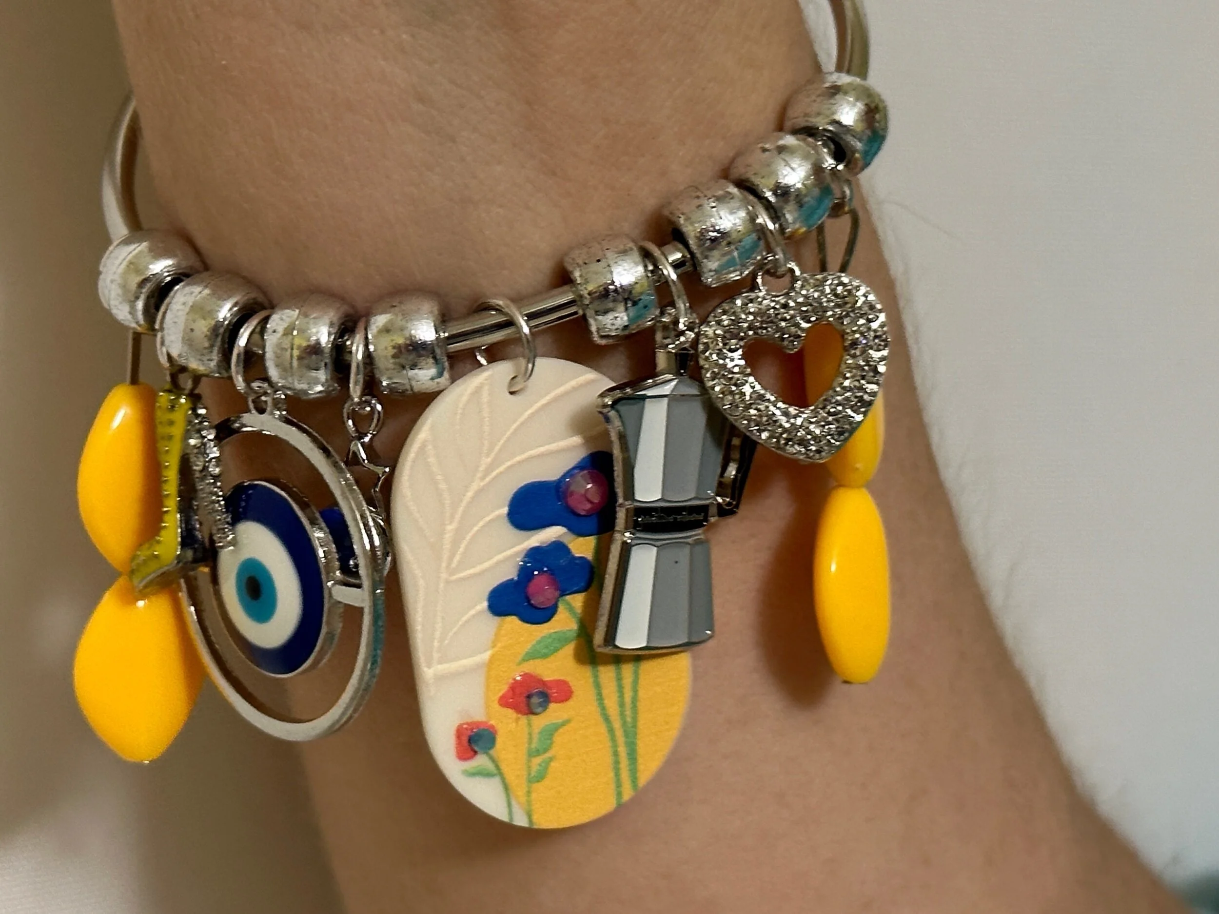 40AB846C-1904-4C12-967B-FF143B86755E