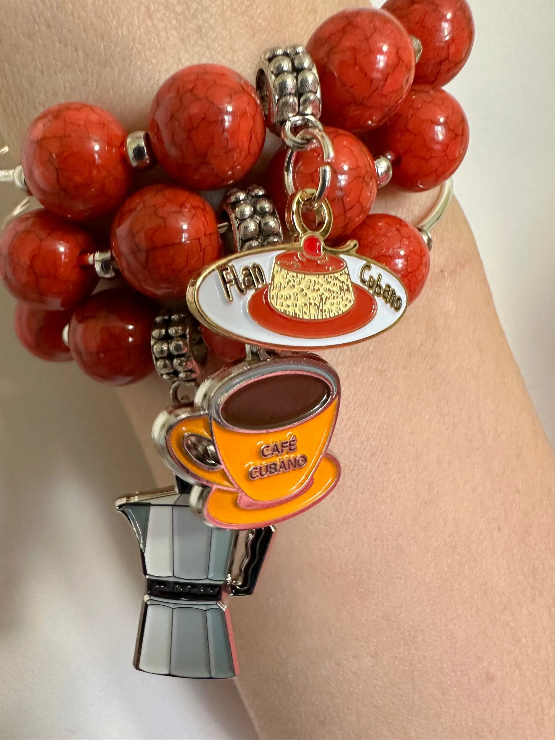 6E4C22FA-7CB1-4E73-930A-5A11AAF0C047