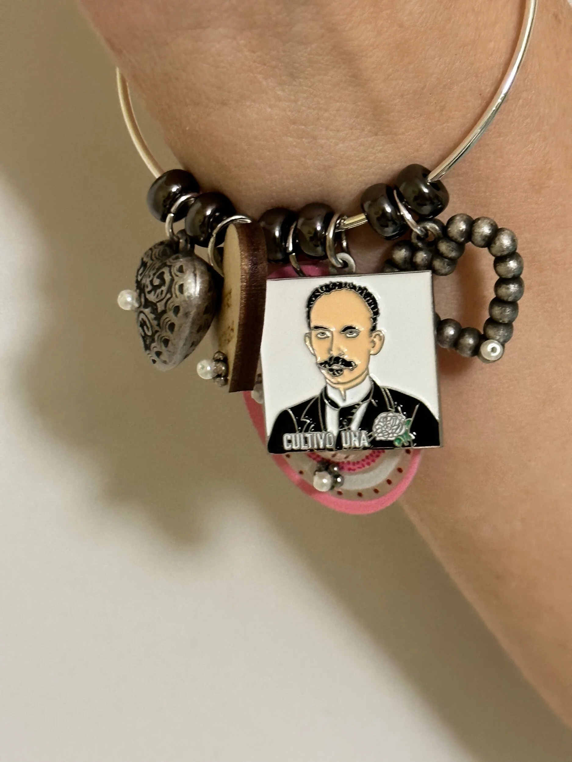 C376C3DC-4523-457D-8147-59C895CF58F7