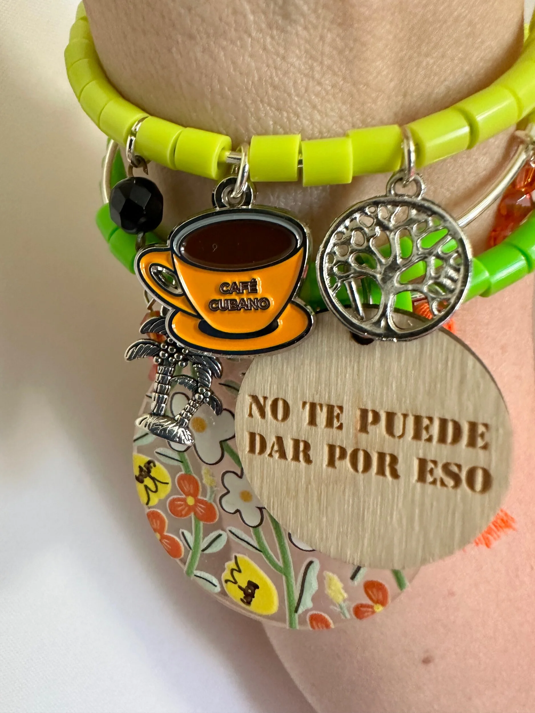 057B04EE-993F-4E00-AA8F-7C279BB2A262