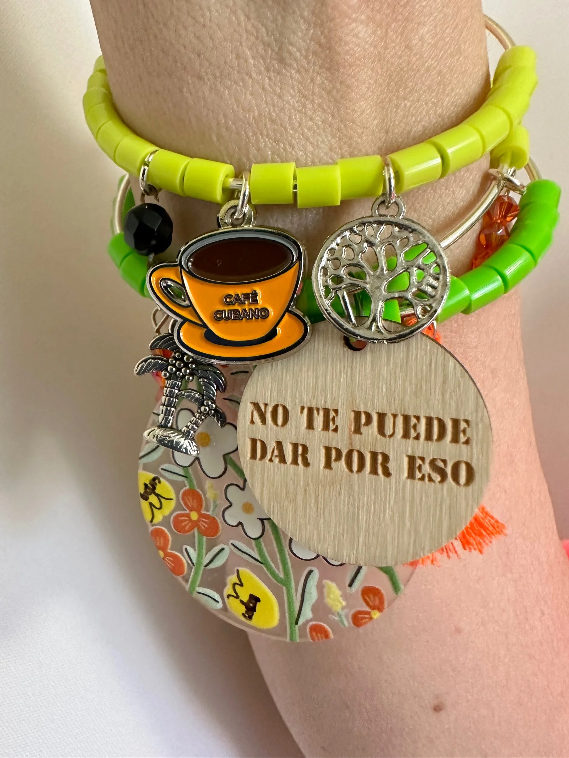 4A954A3A-E34F-4DF1-AB87-1CE37E2CF7AB