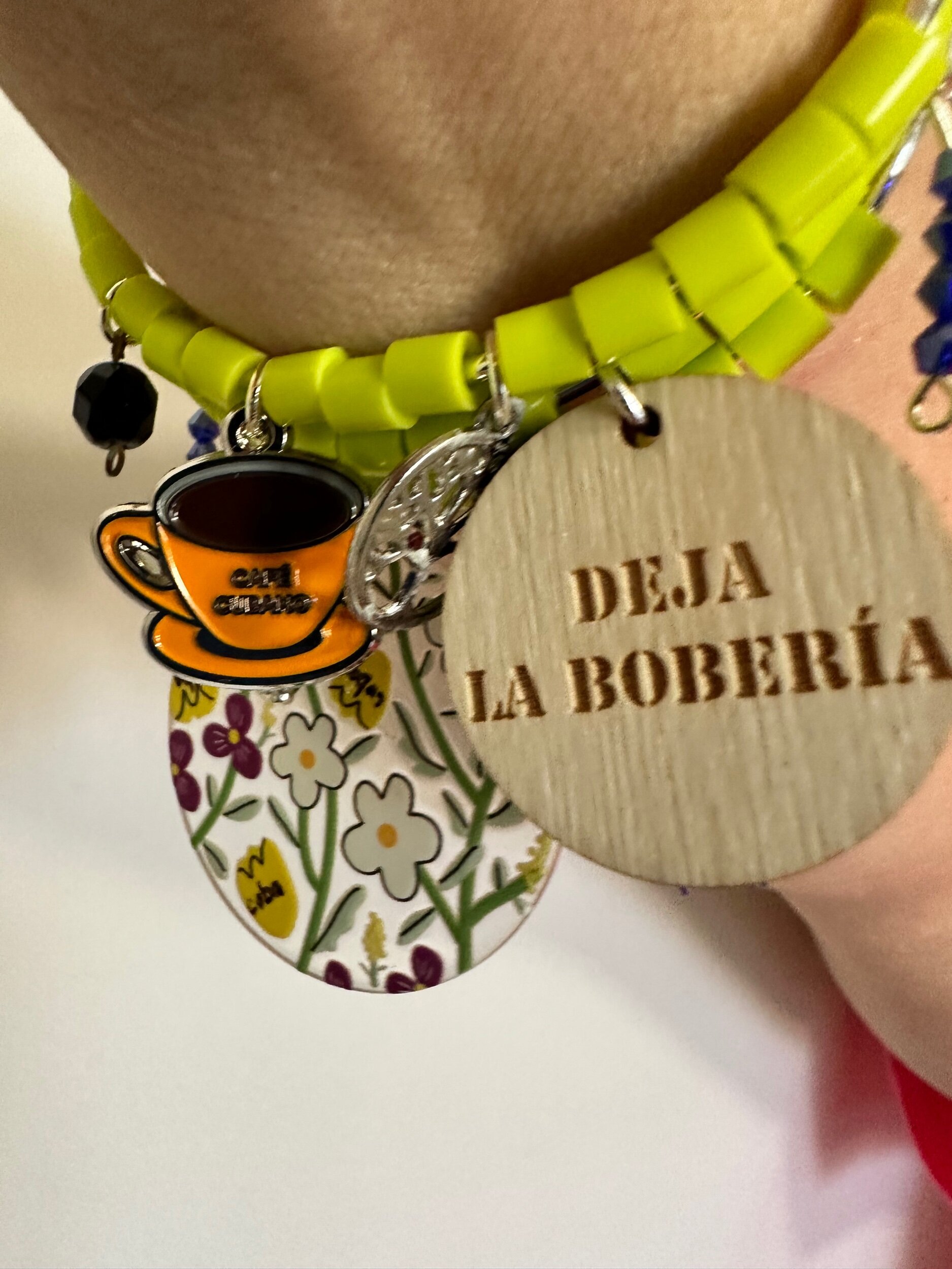 59EA4327-7C38-4553-B74D-8C758D14045E