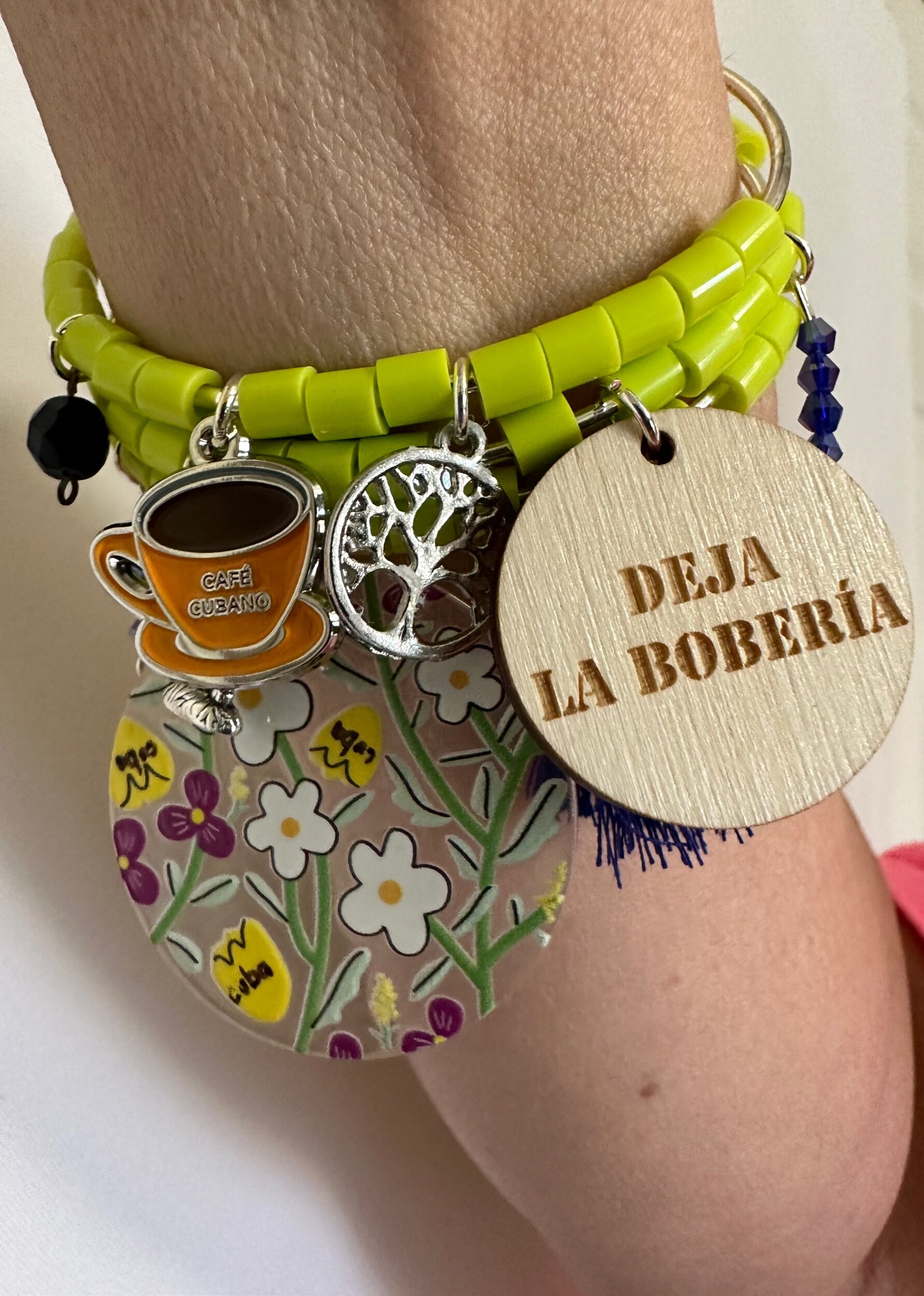 AD04C4B9-9C3C-4620-9DD8-39B982F0D764