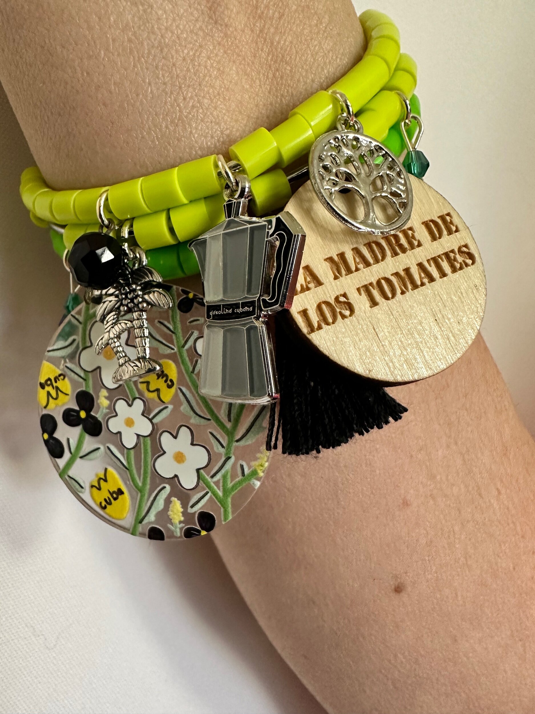 2B26BB29-A1F1-4C8C-B113-550ACC12C385