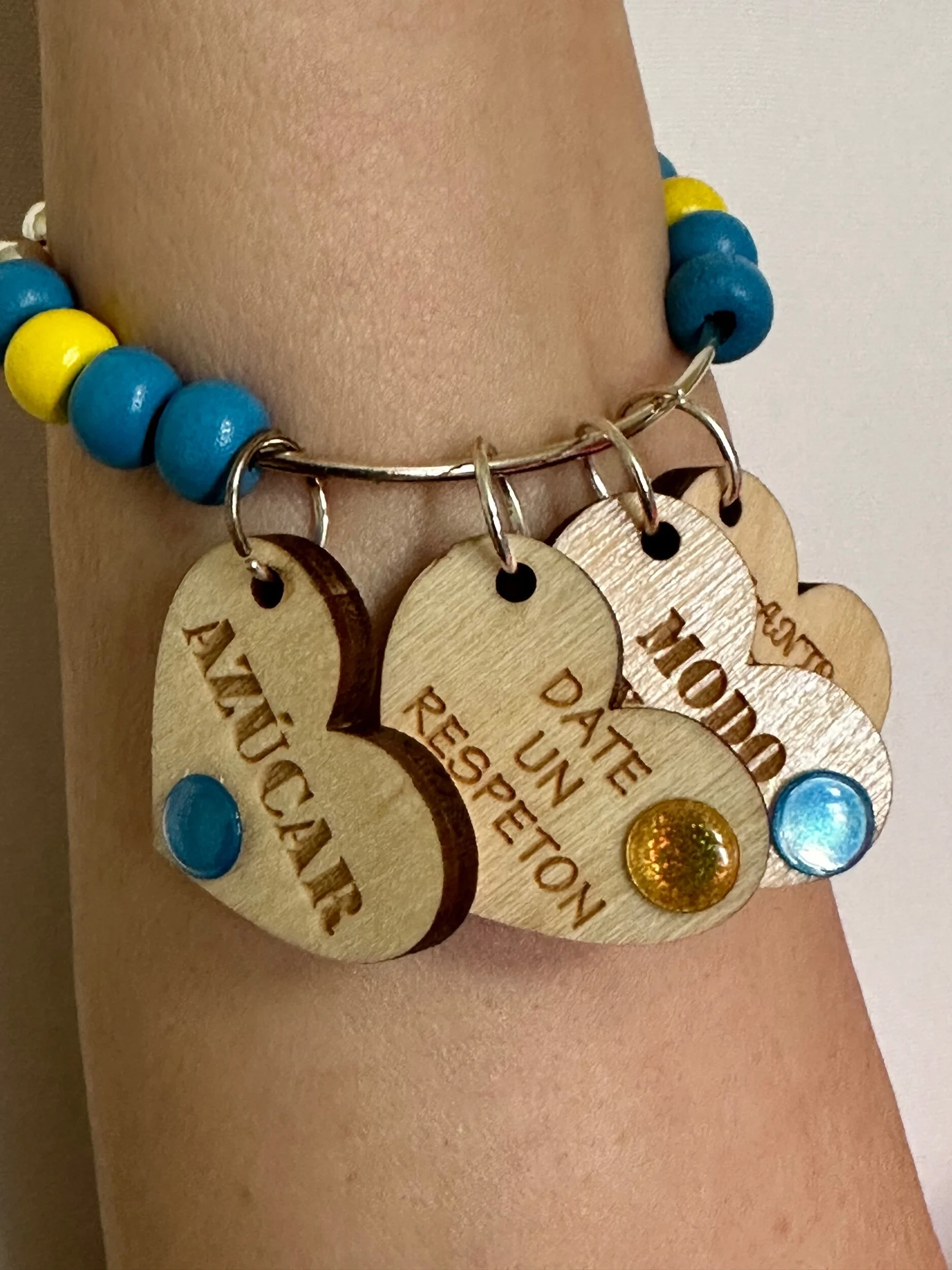 AA5B4E05-76D0-4F10-A6A8-B0B0F3BC59A3