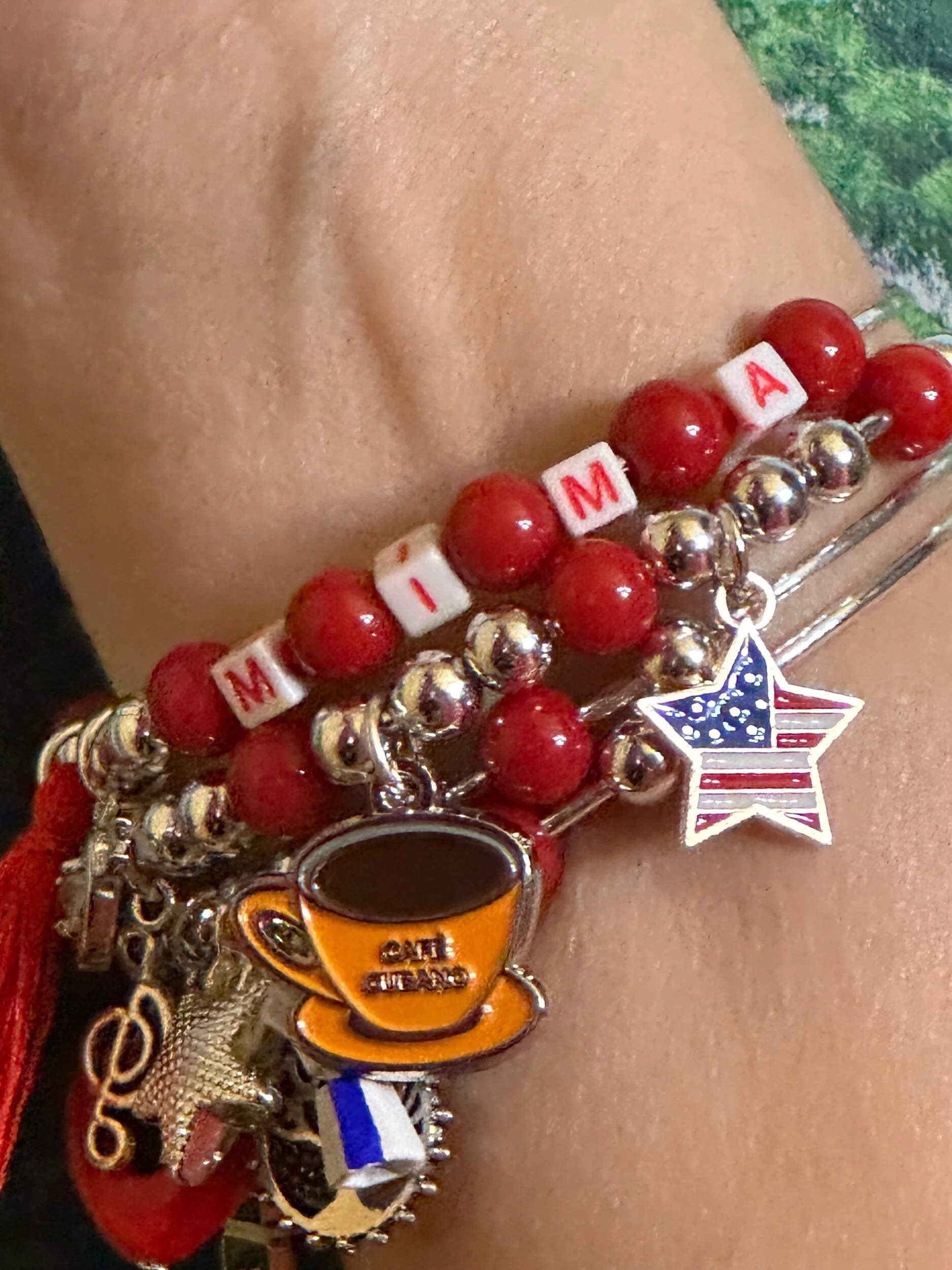 6CA3AB10-CFCF-4816-A067-FF74E67B1B9E