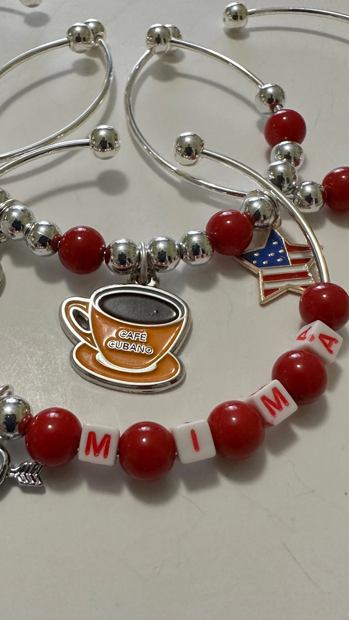 C6683857-46C7-4019-8943-2863FFDF1B21