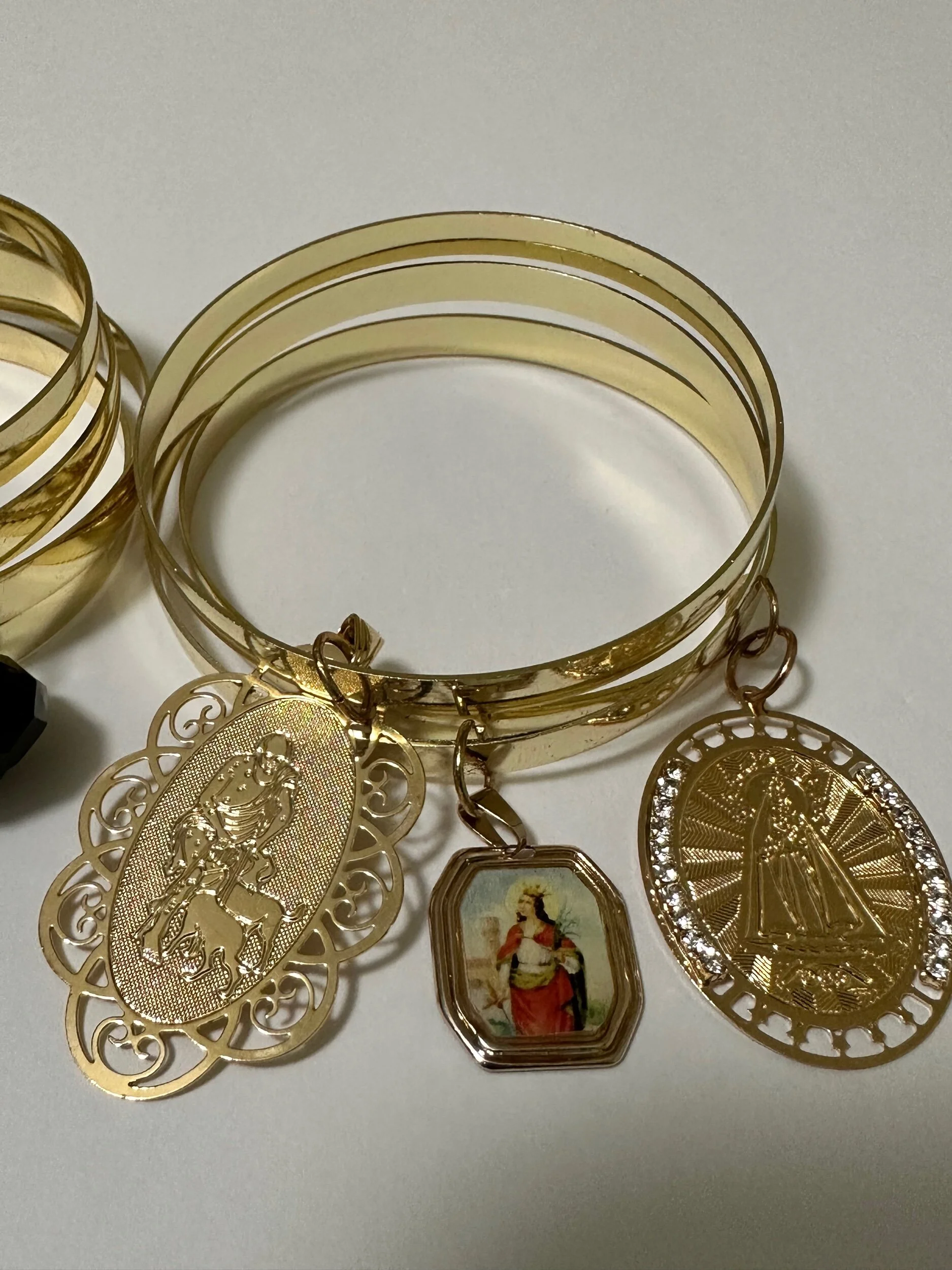 FC98415A-F7AE-4AE1-BFD7-6396F139F9C0