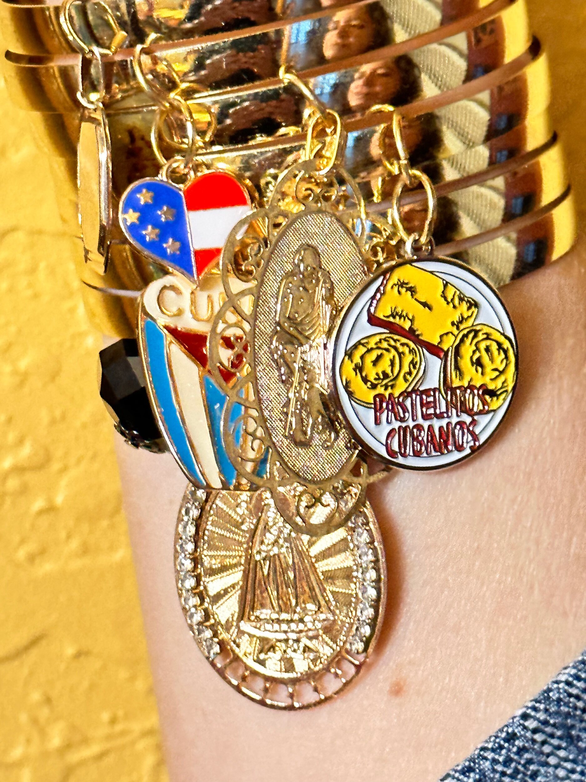 CDB95727-39D7-4F49-98D5-6C33C2EFB72E