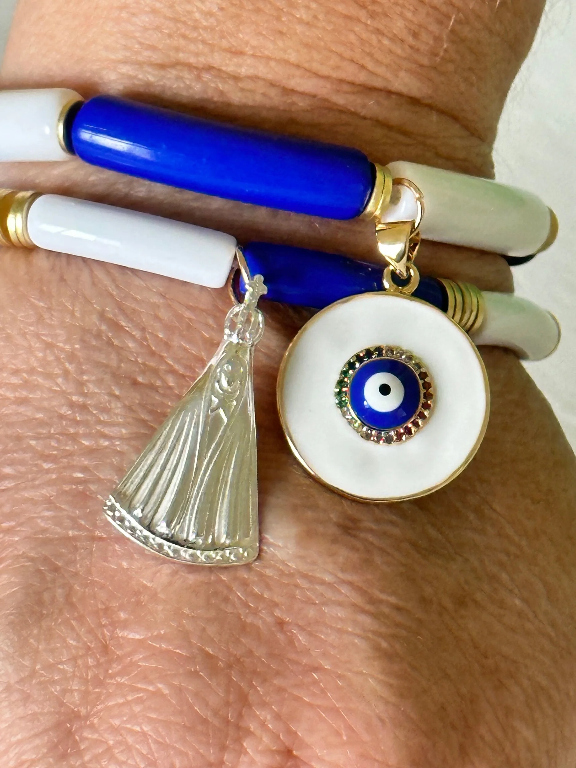 E34797ED-25B2-477B-AAB8-D1F611256E5D