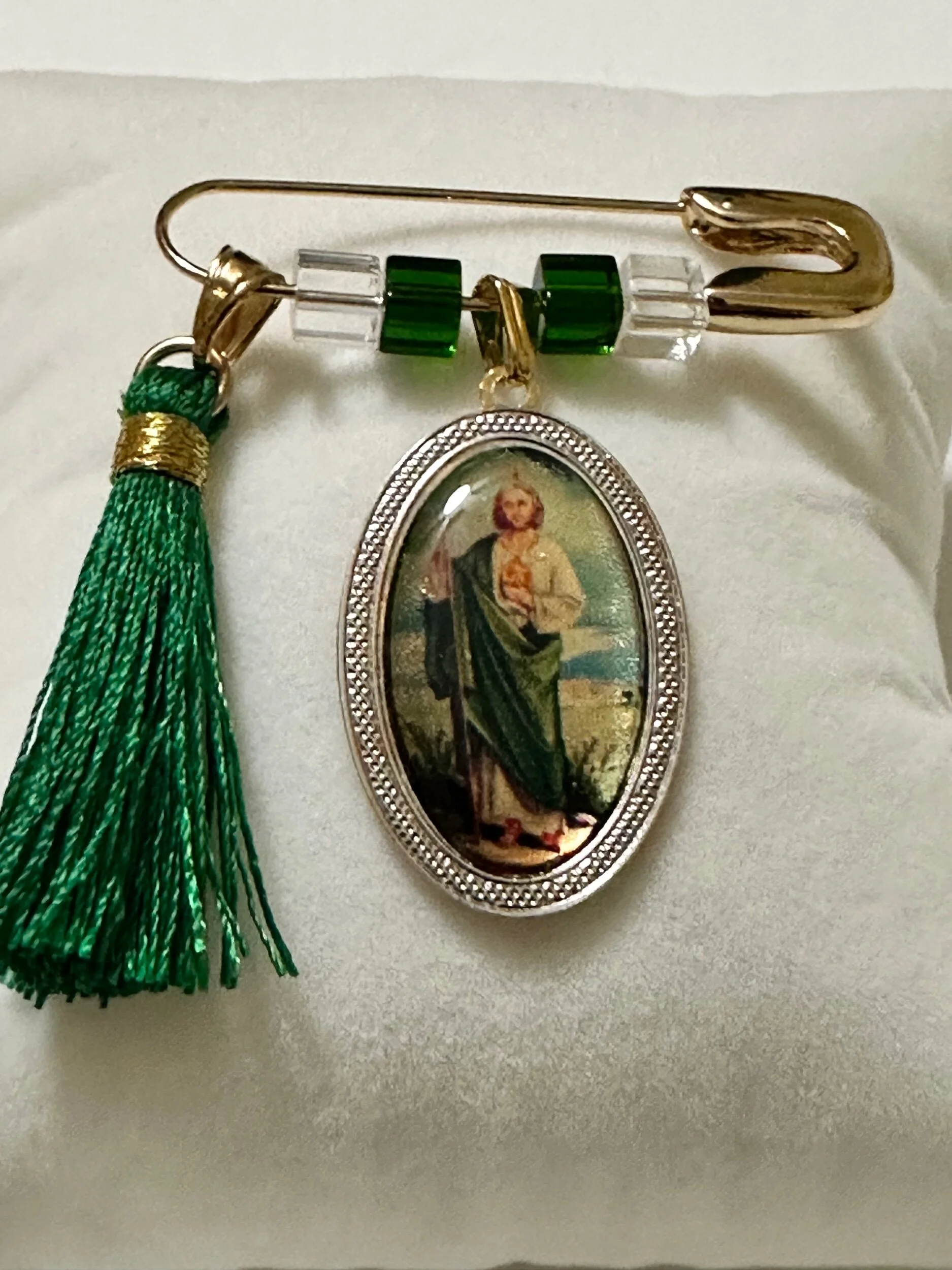 7C8221C6-4C31-4CBE-97CB-7FD4AD76A930