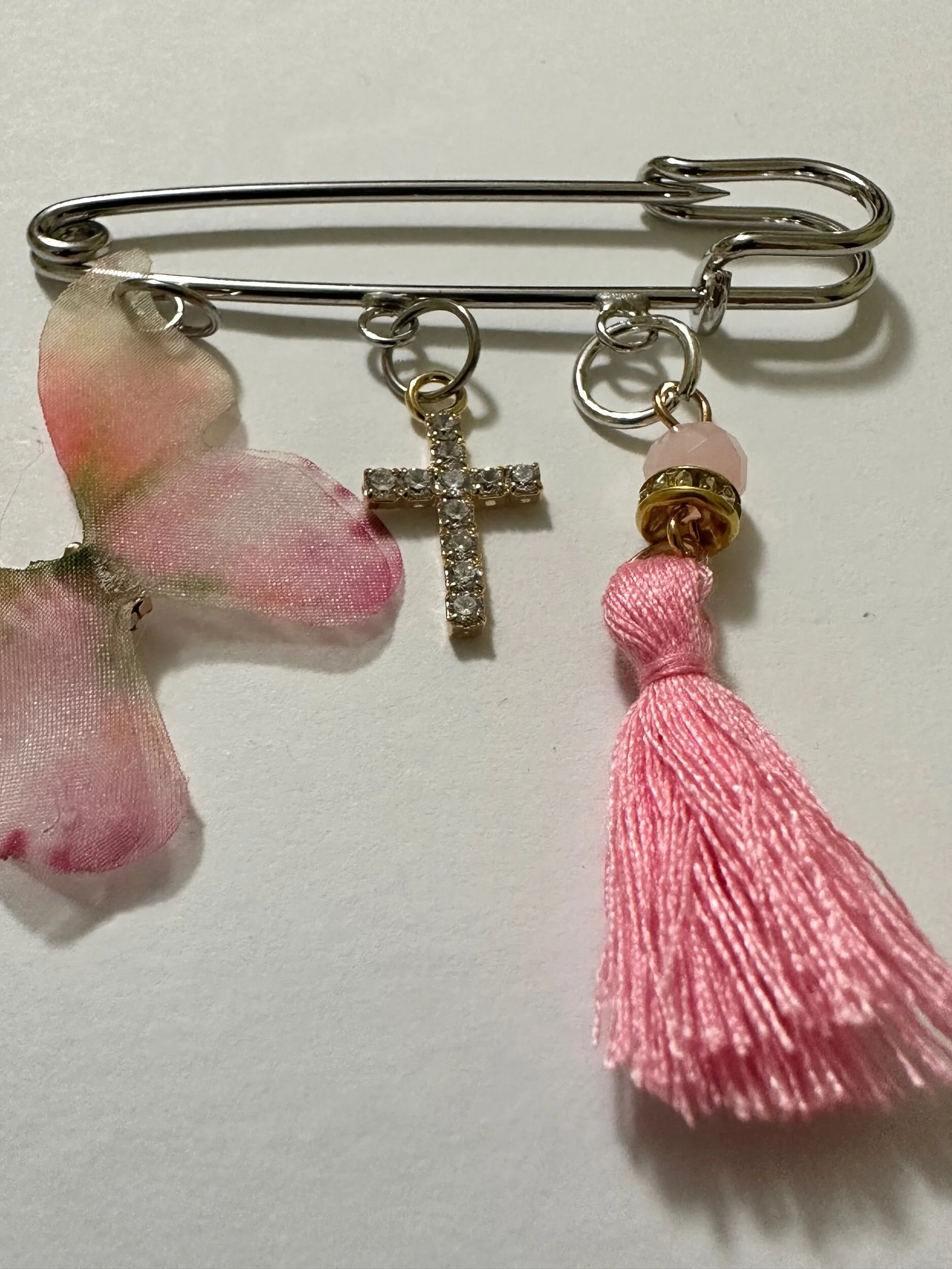 E7868F25-8D0E-40E5-9864-1463B11EA542