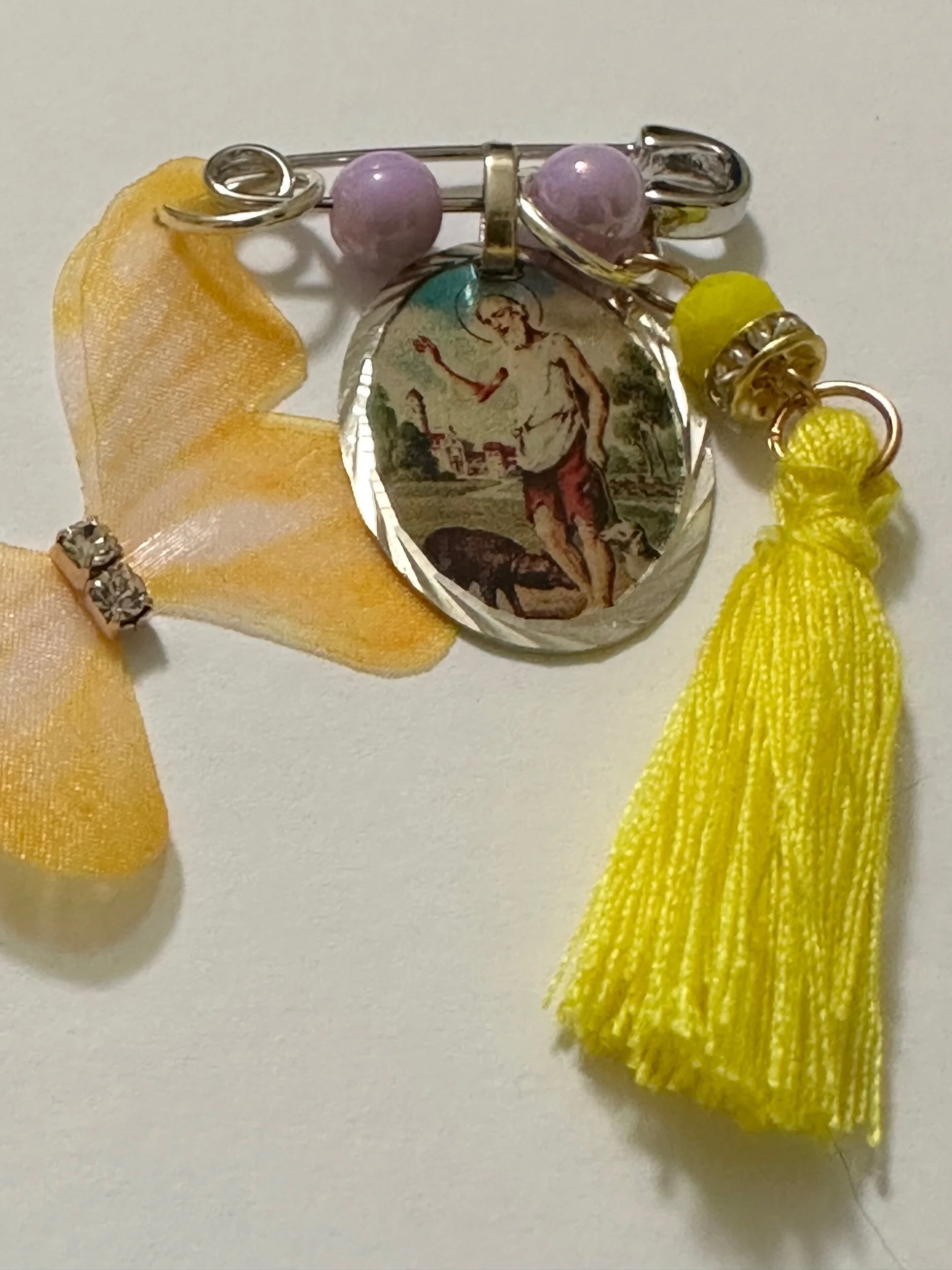 D9F8DFE5-63AA-42A1-AFE2-B165A14229CB