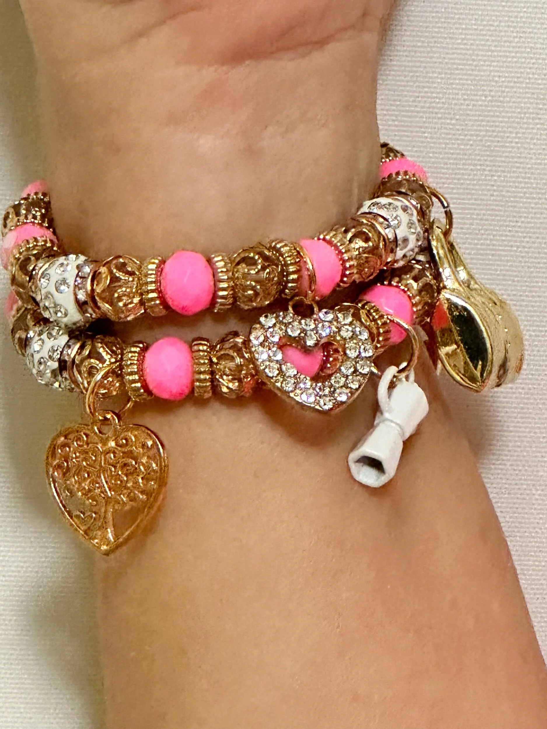 FA818115-3C33-4D58-9D8A-FB0B9801158C