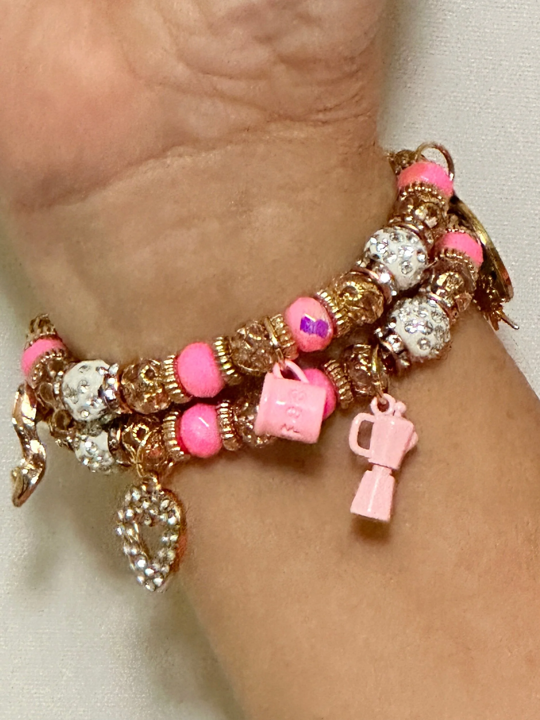 28C1CC72-96A6-46A1-8AEC-FE2D7306550C