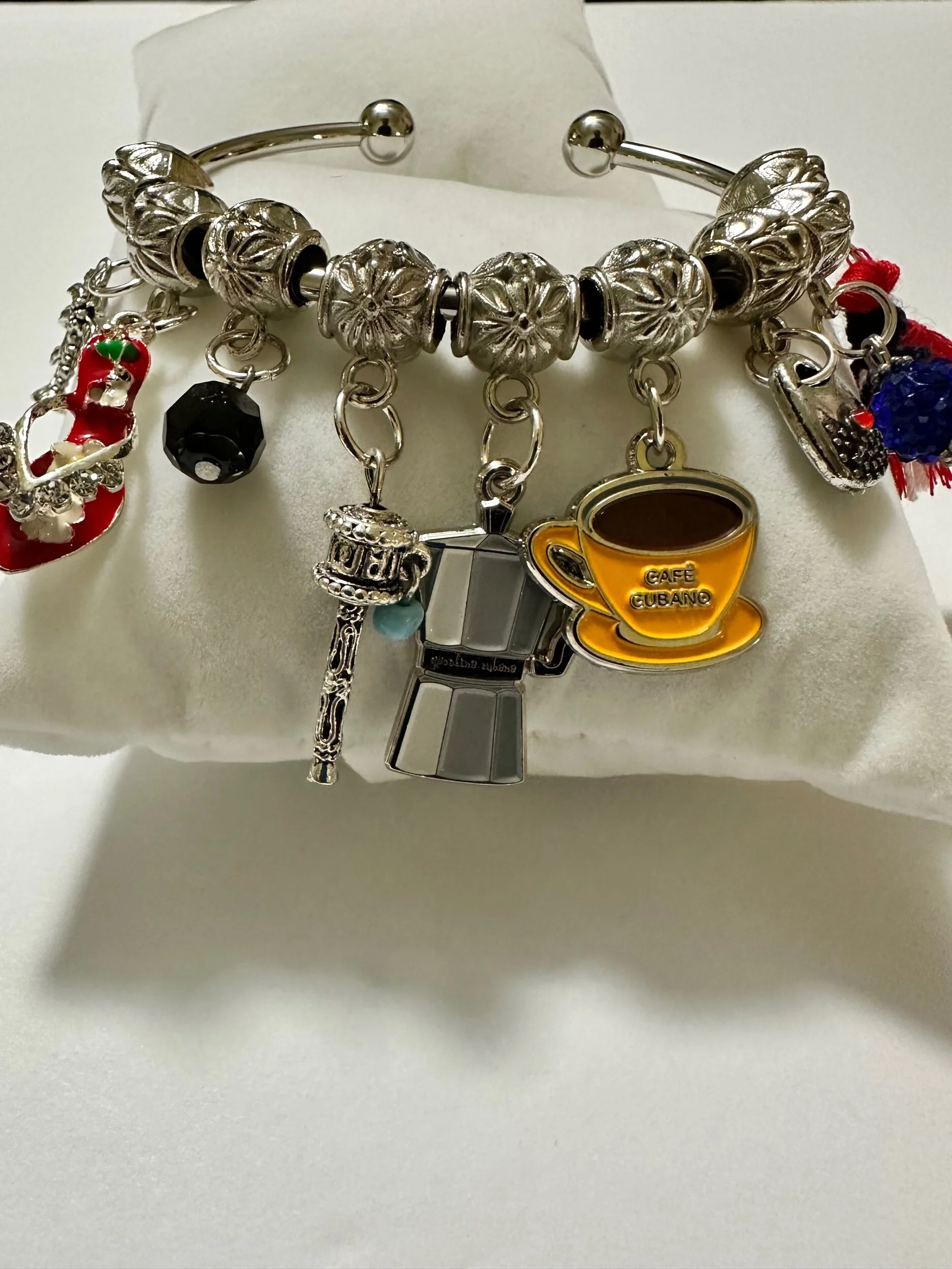 9FF479E7-C461-47C3-8990-A24E4E081FDC