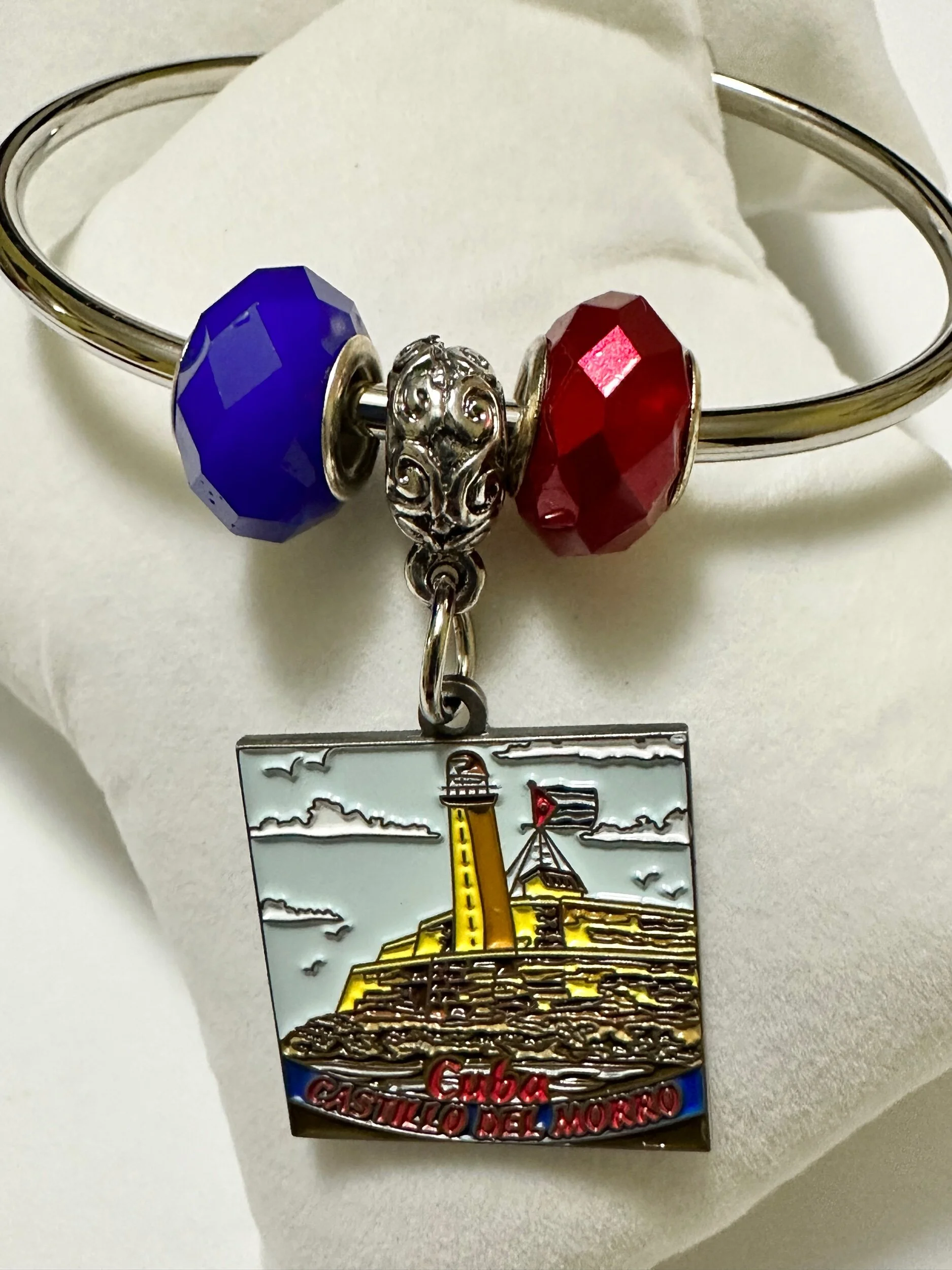 A313238D-32D8-46F3-936C-A81C73282E83