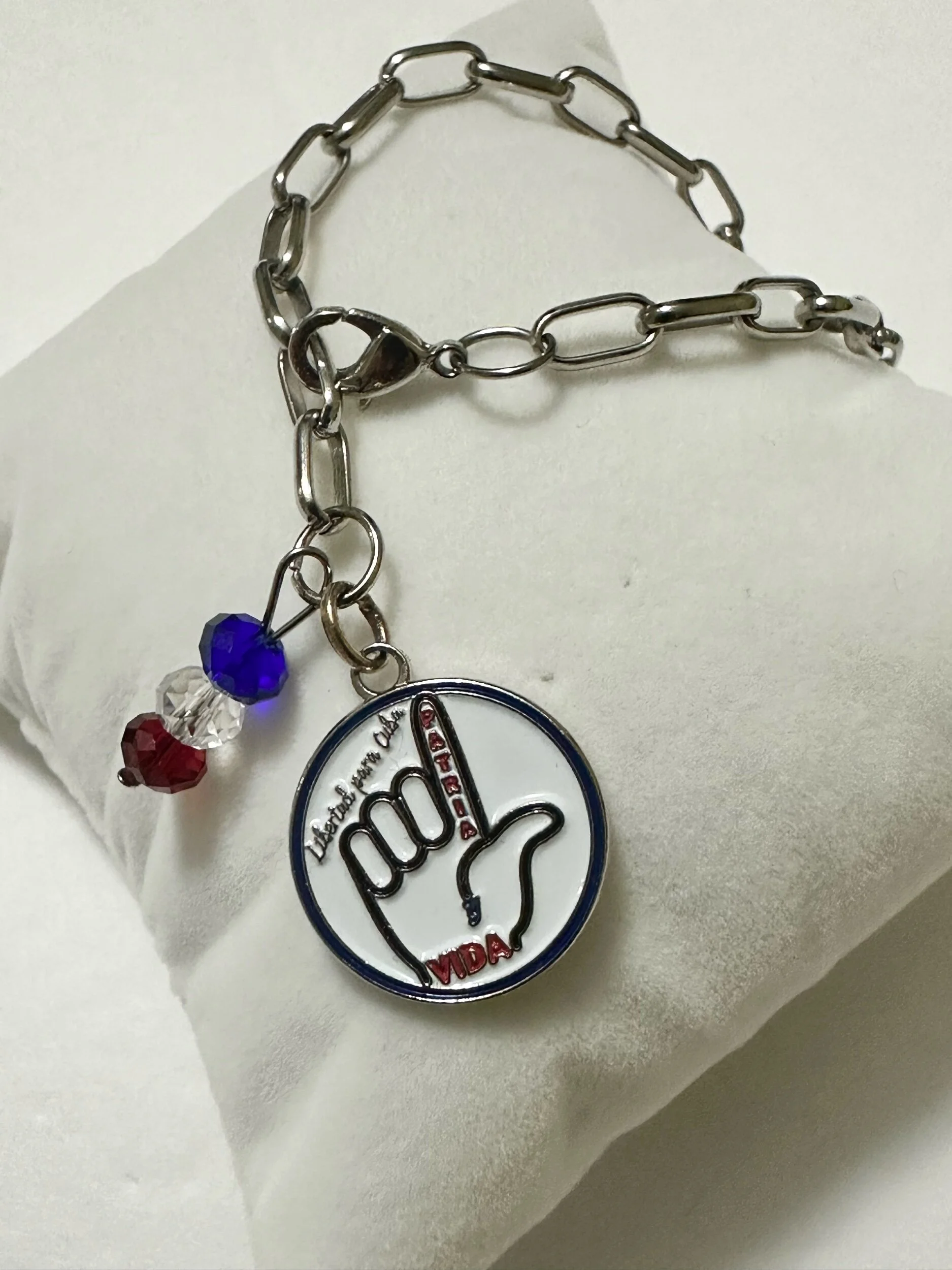 B33572B1-8C4B-4E80-AB86-E59F1EB55C9B