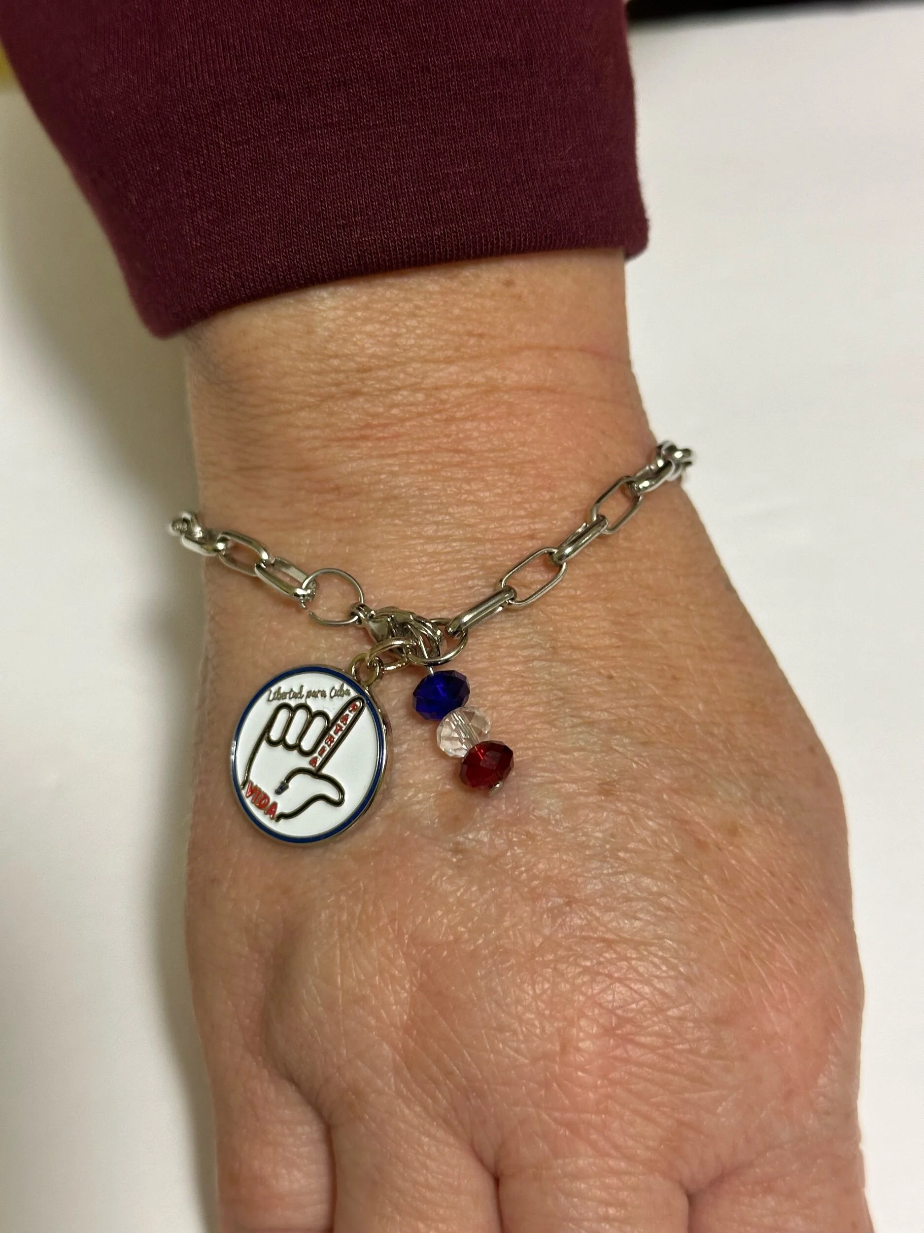 6FEBE035-4D9E-49A3-B75A-378472283F2B