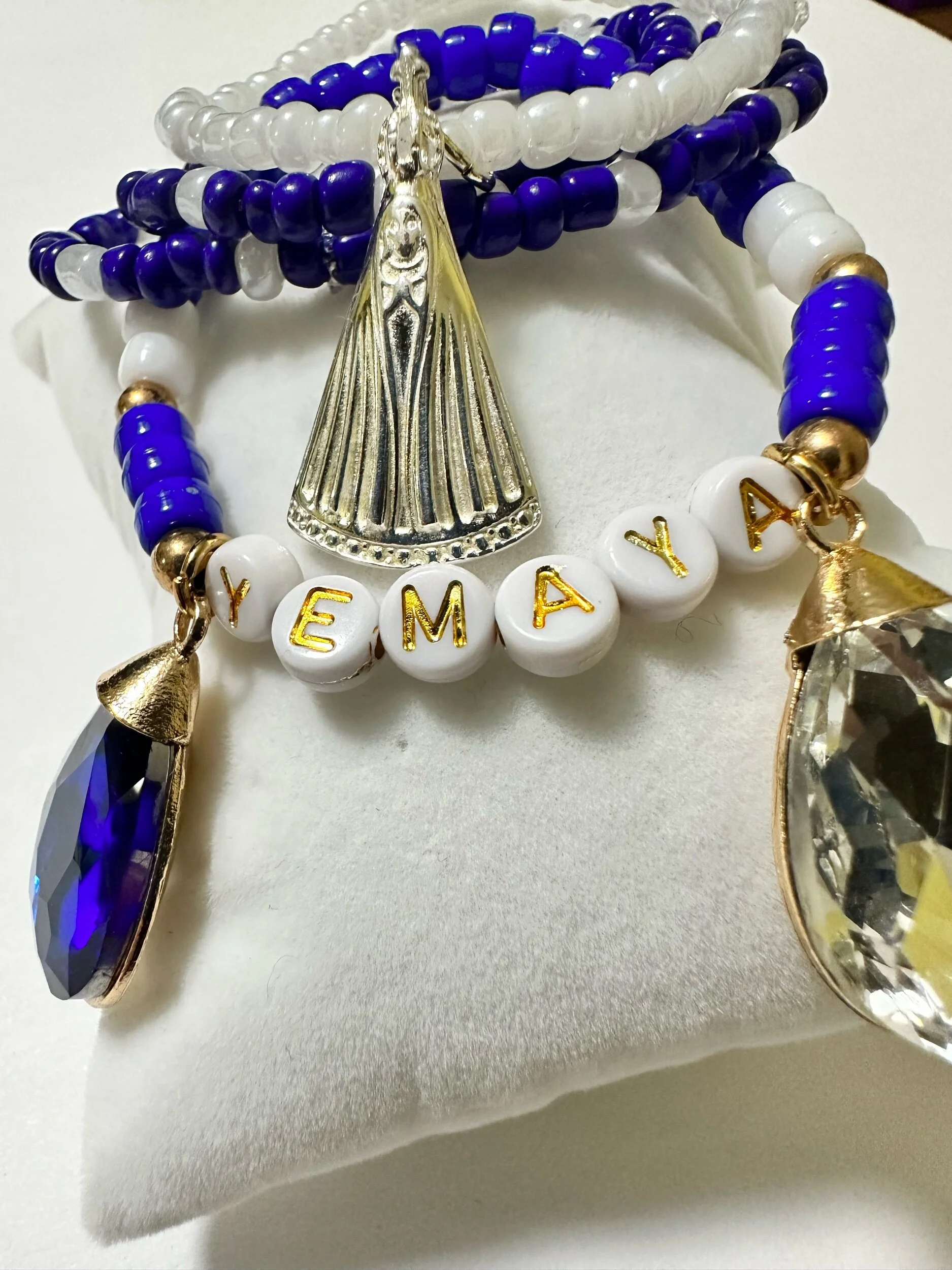 8DA4FF25-AD4D-4EC8-A7B1-94C52882C8B9