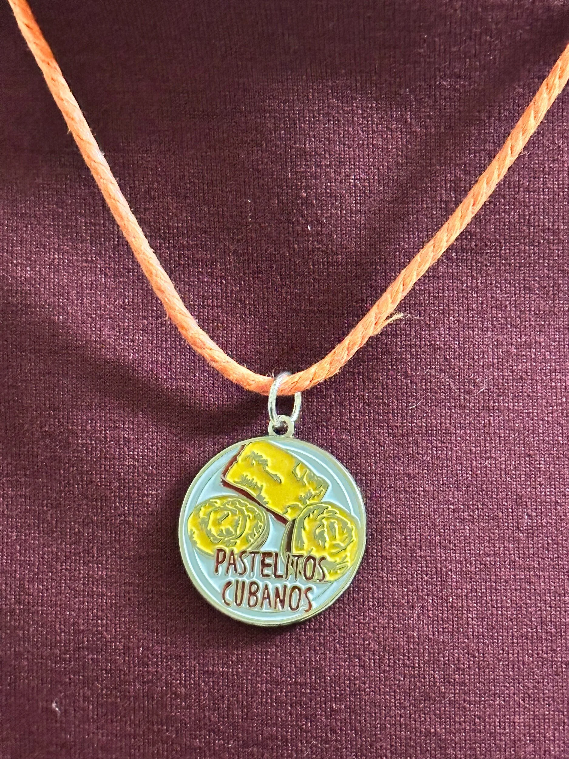 Pastelitos Cord Necklace- orange