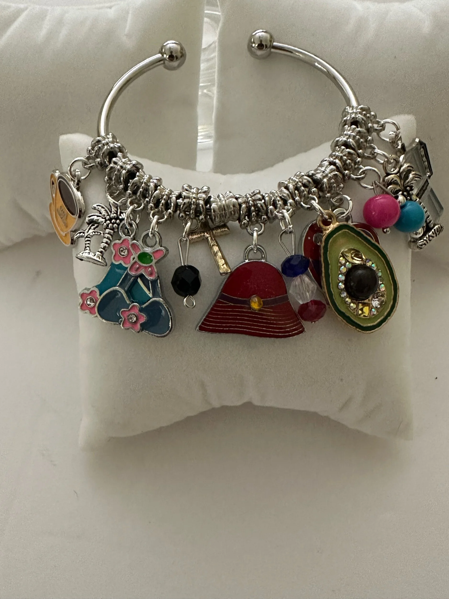 45AE8C11-7556-4D7A-A42E-04A146EAA236