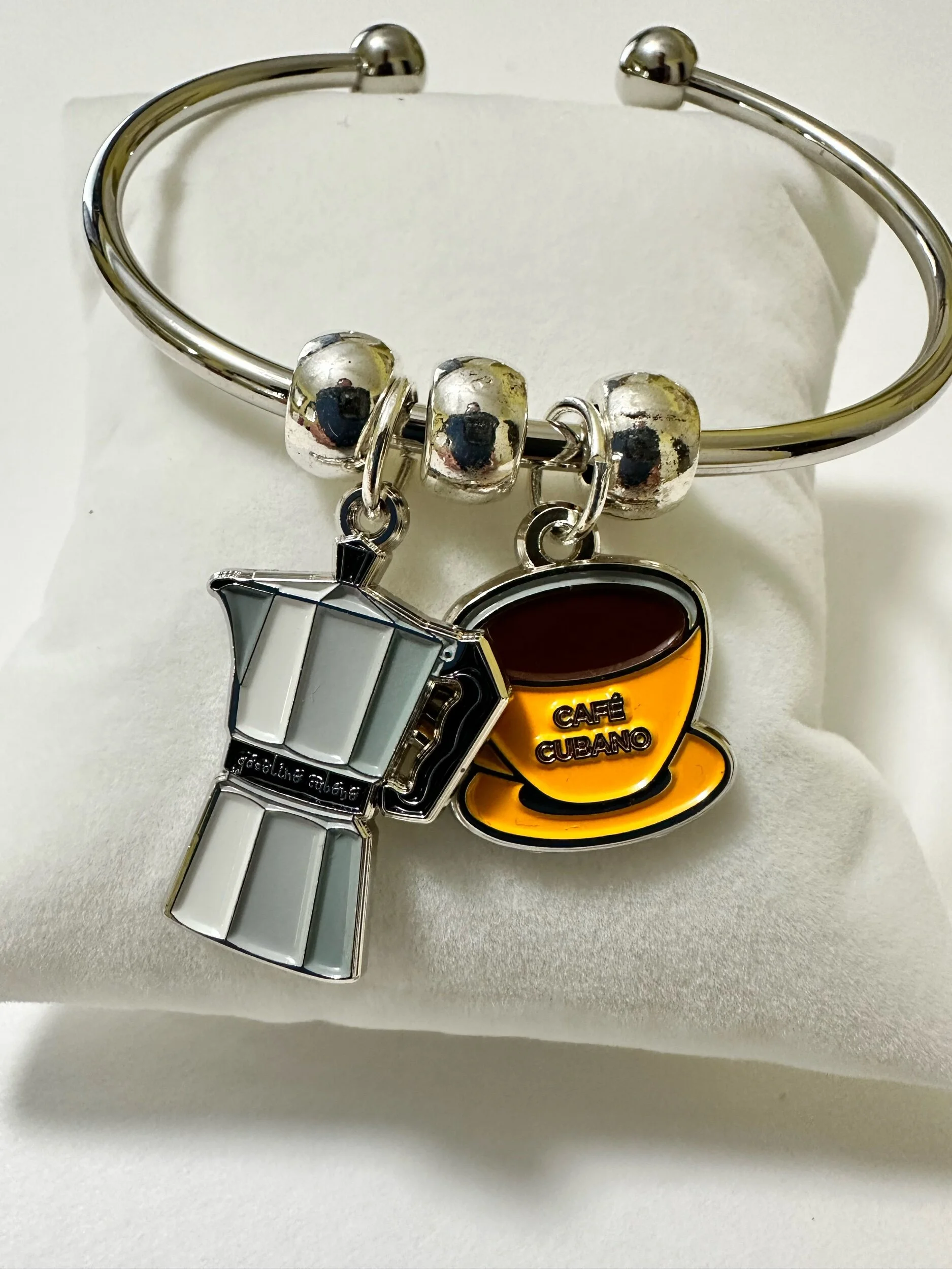 743CA149-5F38-425B-A0F5-32A3C78CE795