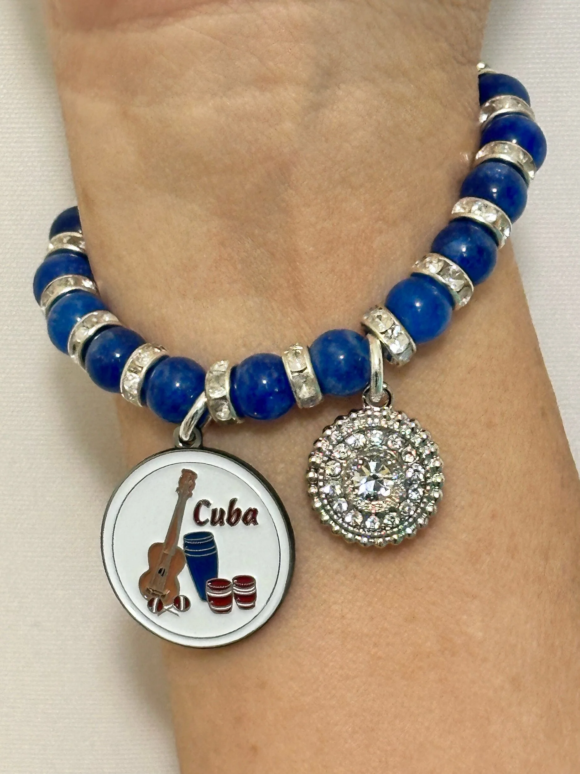 E8DB889D-34EC-49E7-89E1-325C4C8446FE