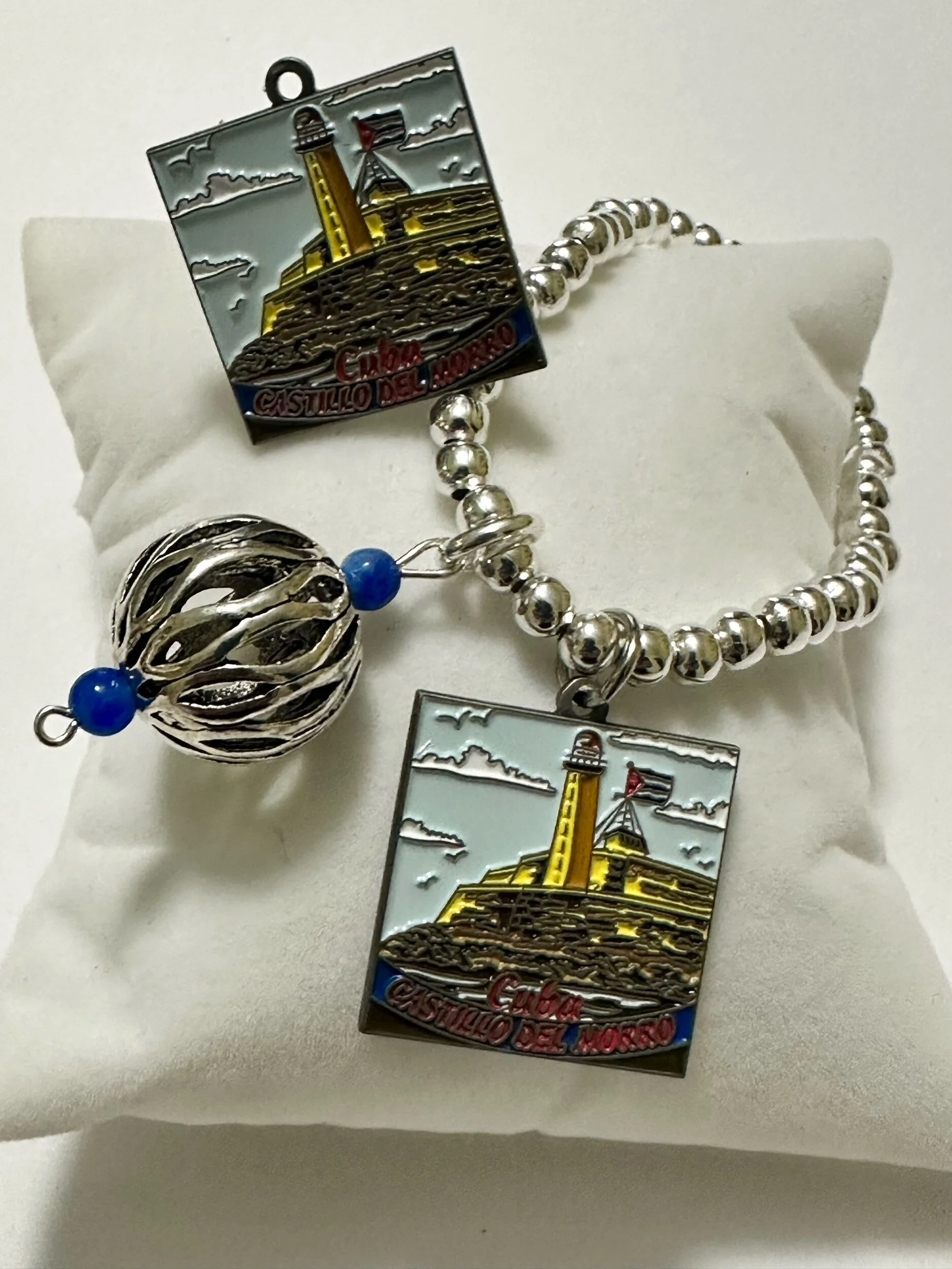 E0D8886D-3E2D-4506-BC2B-68063BBA6BFD