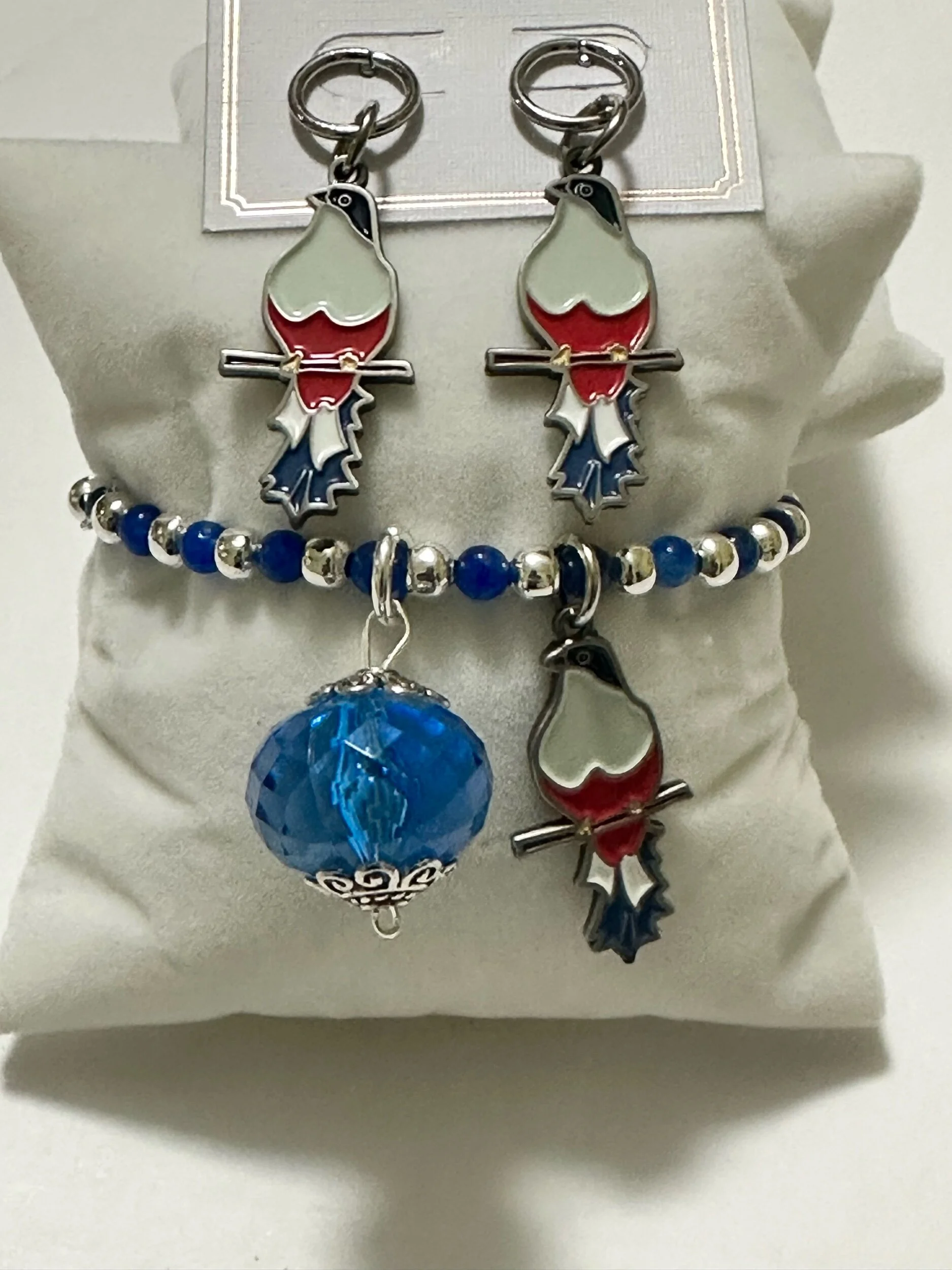 2F25E1FB-6CE8-4908-B643-713D4D88537D