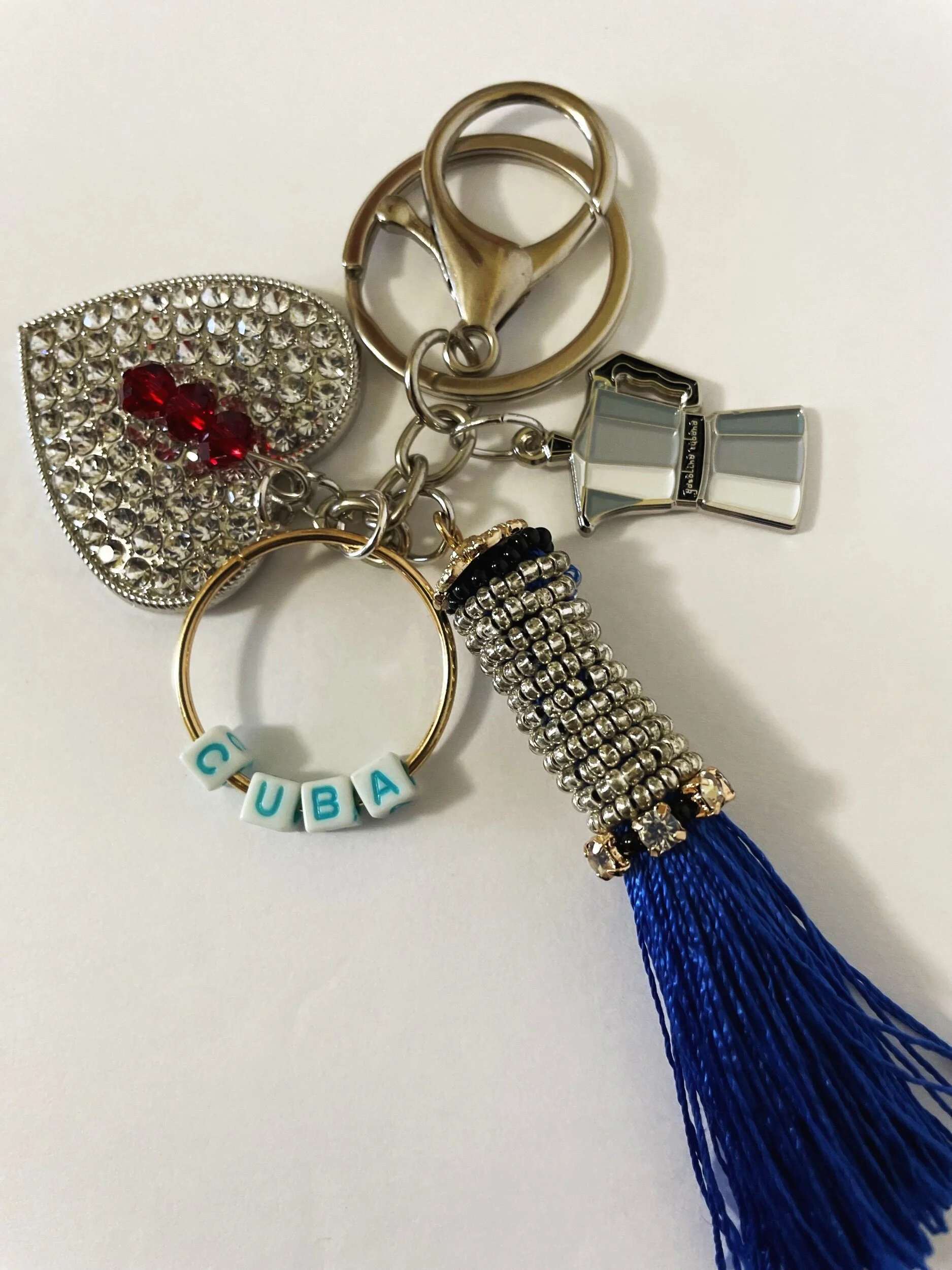 FEC7BC25-0864-4C16-B2F9-10D1FB9E81EF