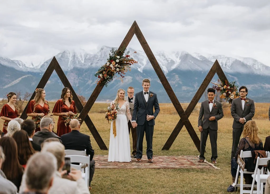Triangle Mountain Arches for Fall Wedding