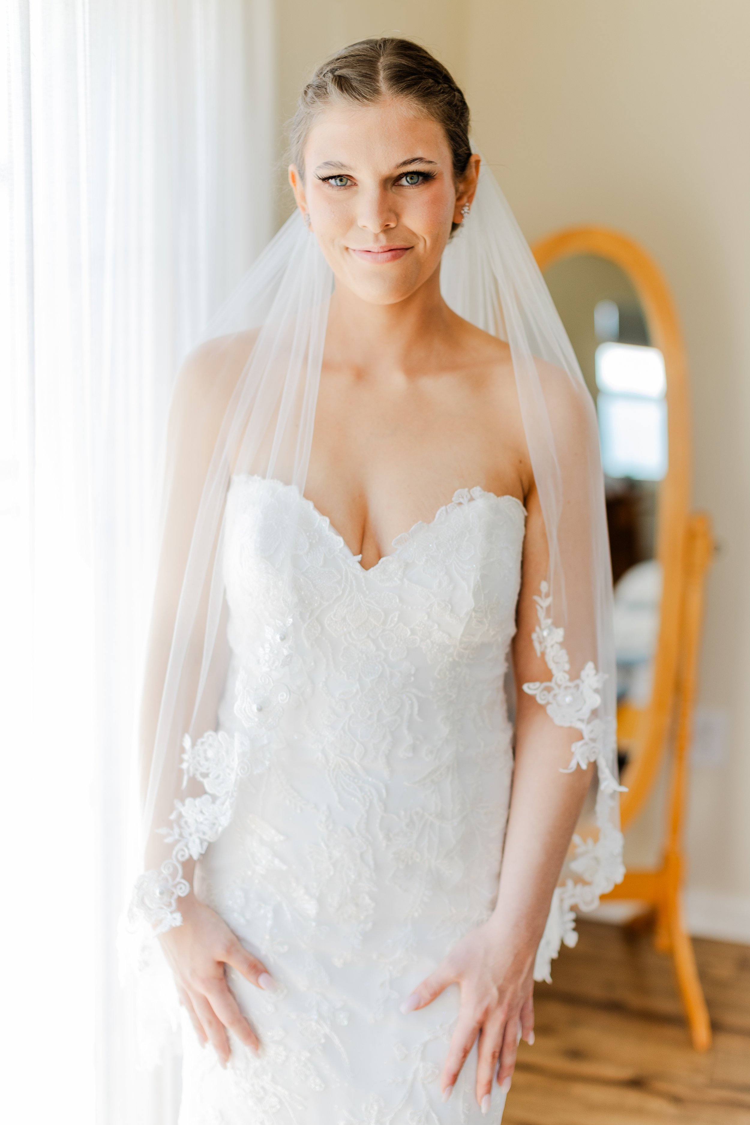 Bridal Portraits in the Loft at Rugged Horizon