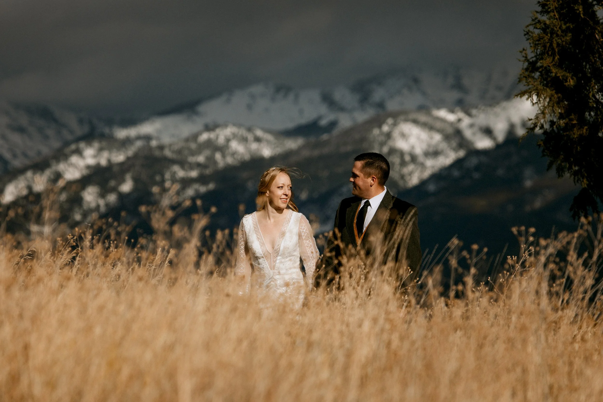 Come to the Rugged Horizon wedding venue in November and off-season months for snow-covered mountains and a cozy, heated barn to welcome you back inside. Photo by Mudshine Media
