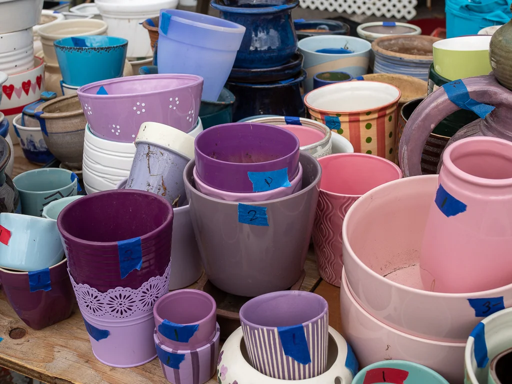 A passel of pink pots.