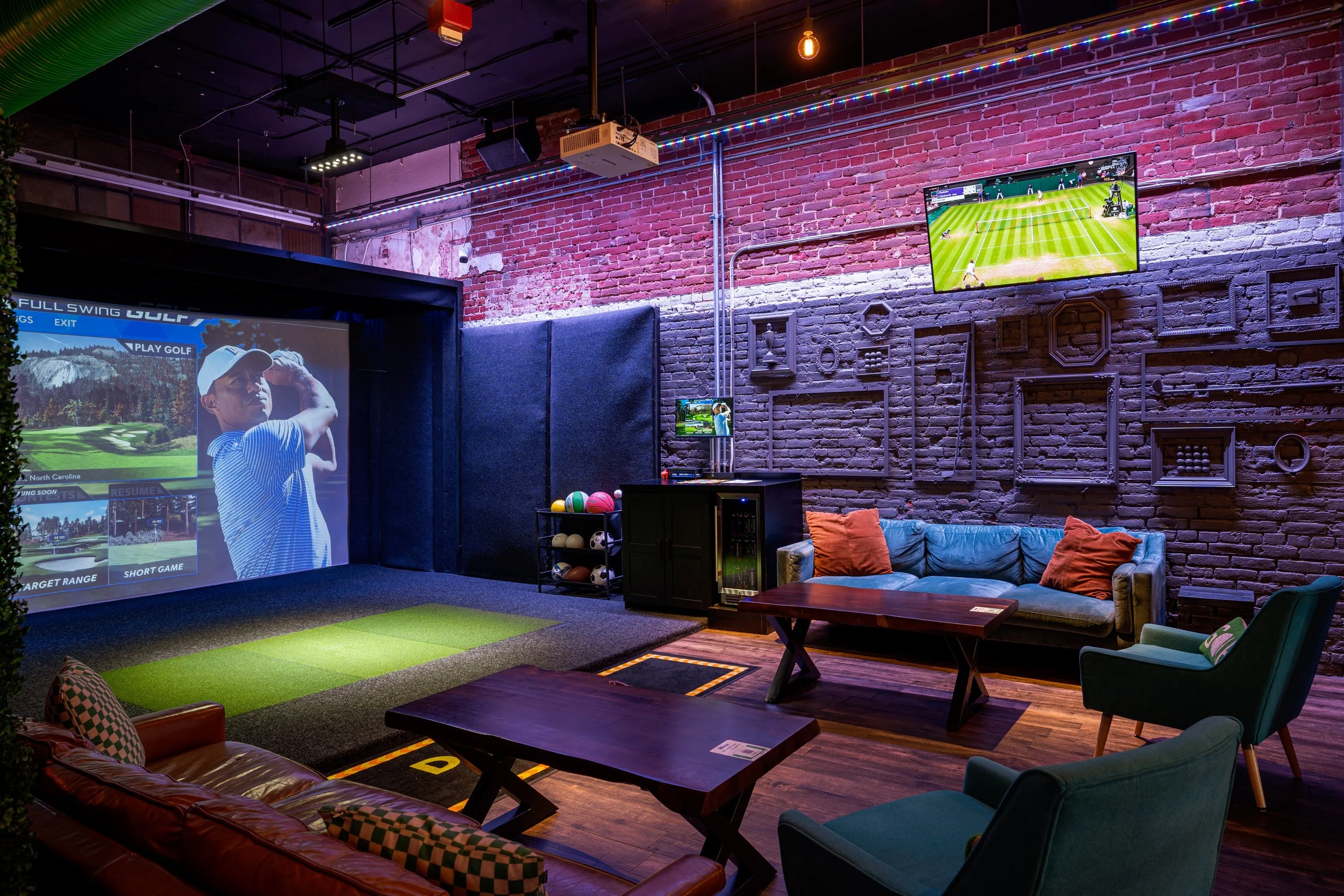 Swing Social | San Diego Unique Event Venue | Golf Simulators