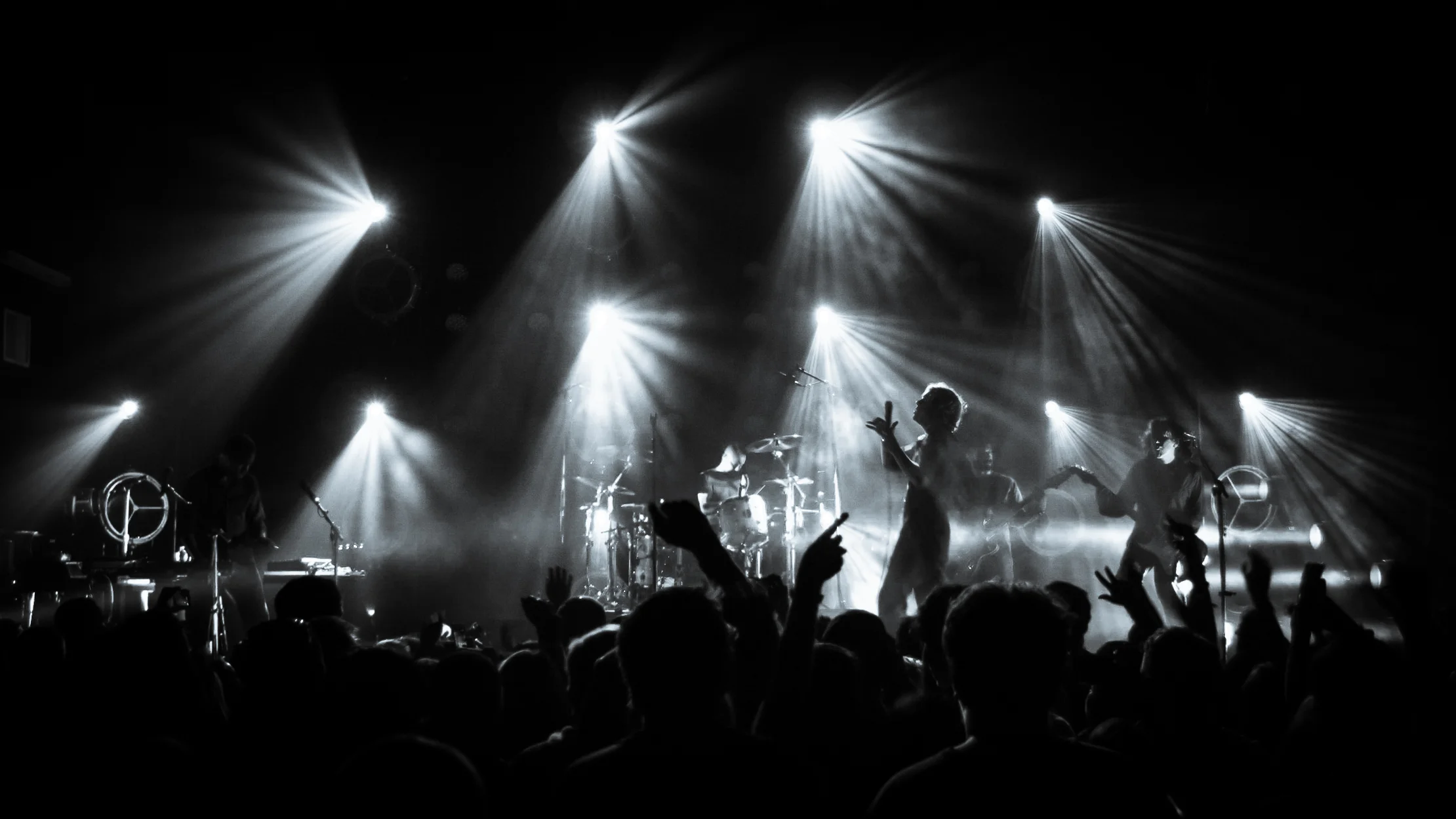 awolnation-lighting-v1-4417.jpg