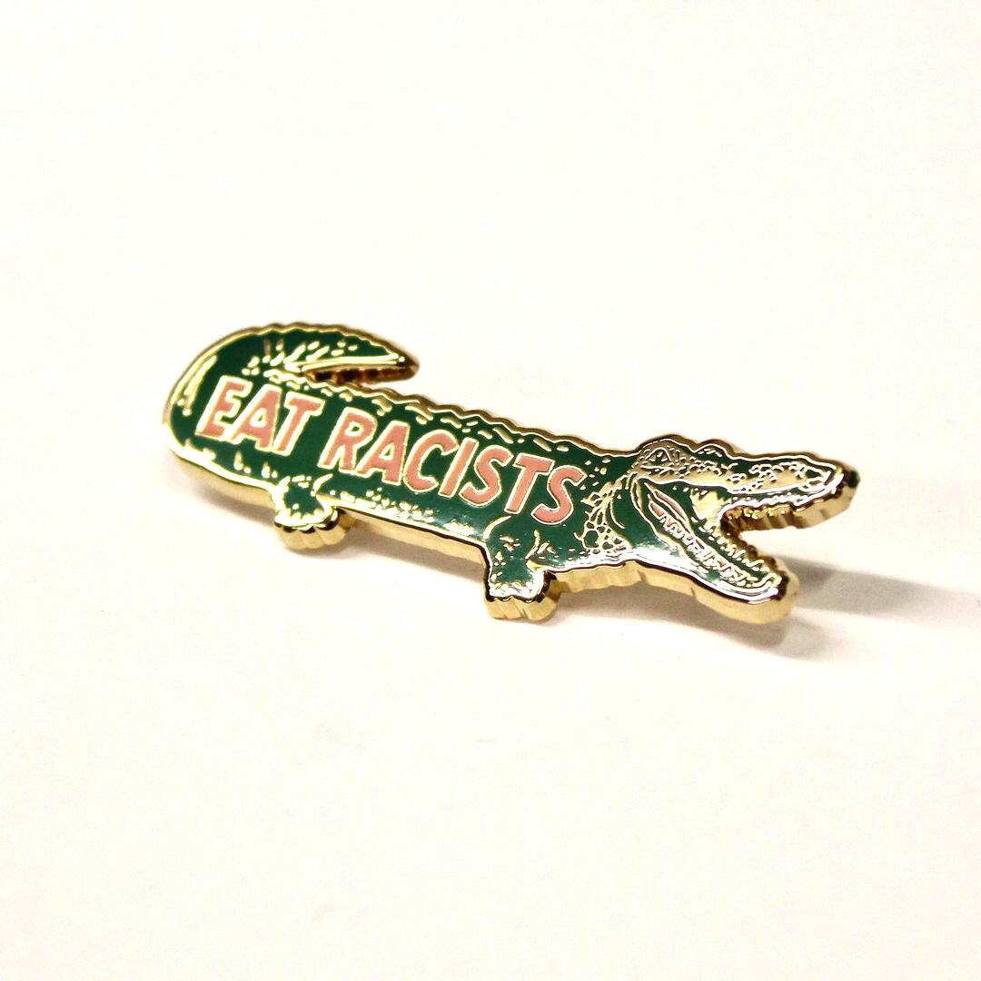 🚨Low stock alert!🚨 We have T-E-N of @emilysadventures gator pin left. Get yours now or wait for an eventual re-stock. 🐊
.
Big thanks to our favorite UK stockist @familystoreuk for the photo.