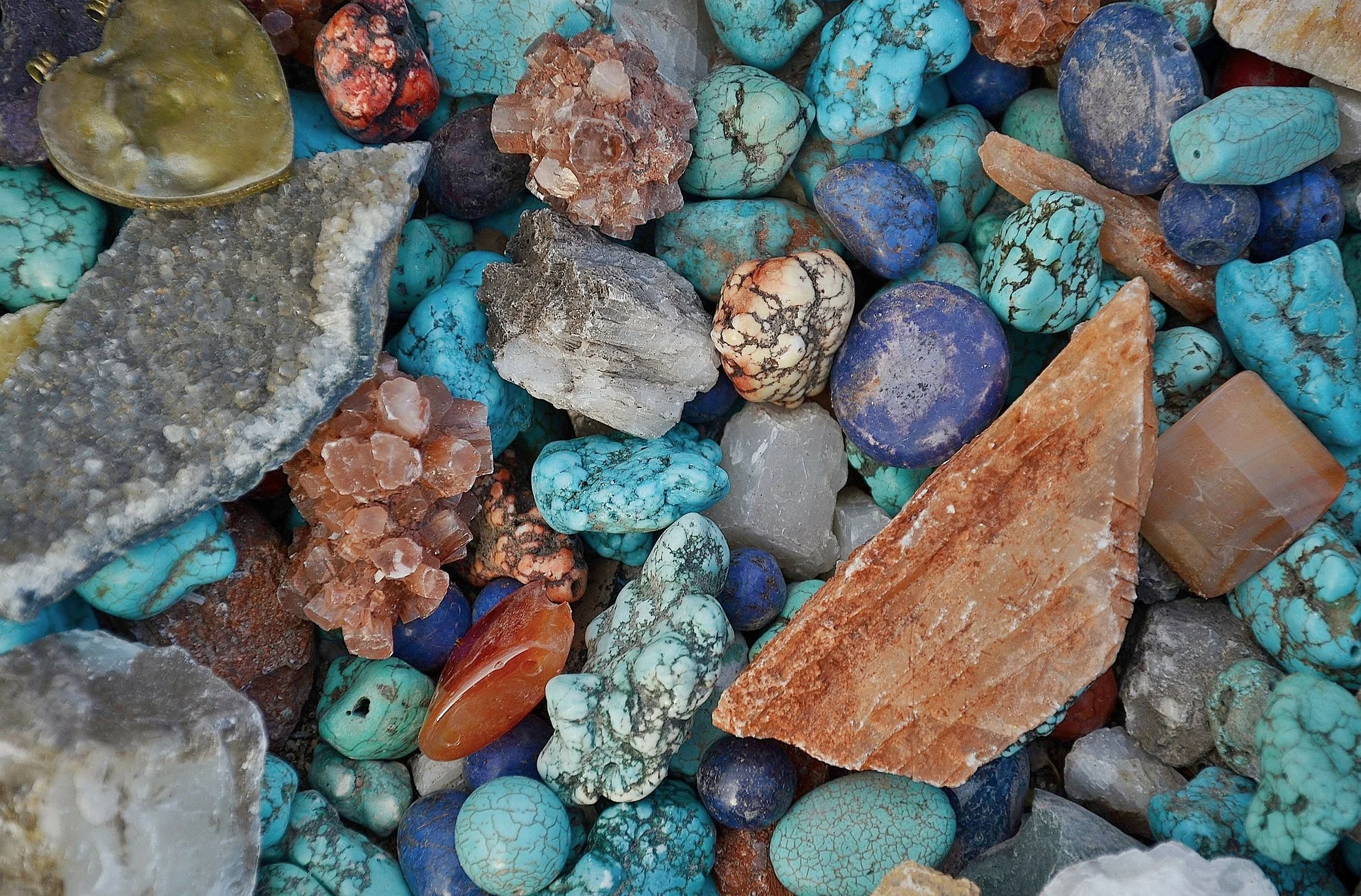 stone-271752_1920.jpg